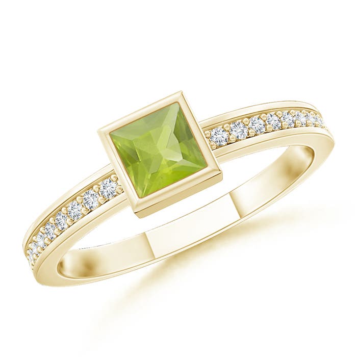 AA - Peridot / 0.26 CT / 14 KT Yellow Gold