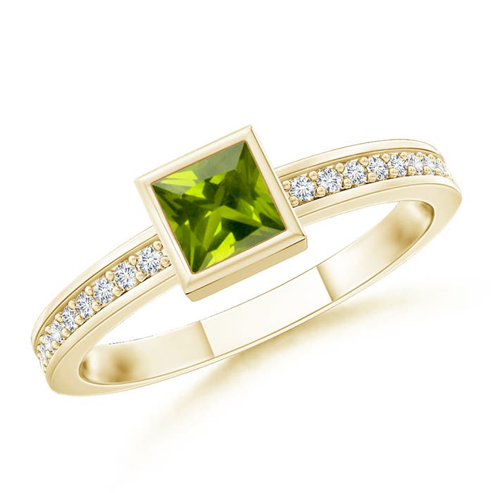 AAA - Peridot / 0.26 CT / 14 KT Yellow Gold