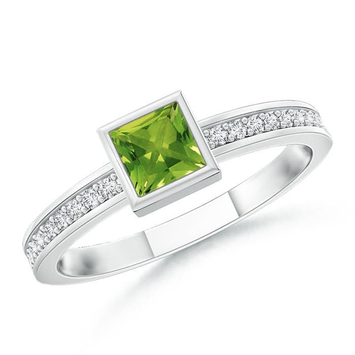 AAAA - Peridot / 0.26 CT / 14 KT White Gold