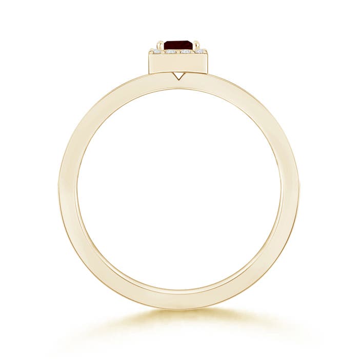 A - Garnet / 0.36 CT / 14 KT Yellow Gold