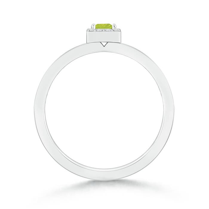 A - Peridot / 0.32 CT / 14 KT White Gold