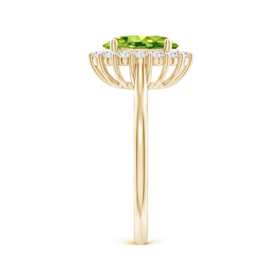 9x7mm AAA Oval Peridot Ring with Floral Diamond Halo in Yellow Gold side 299