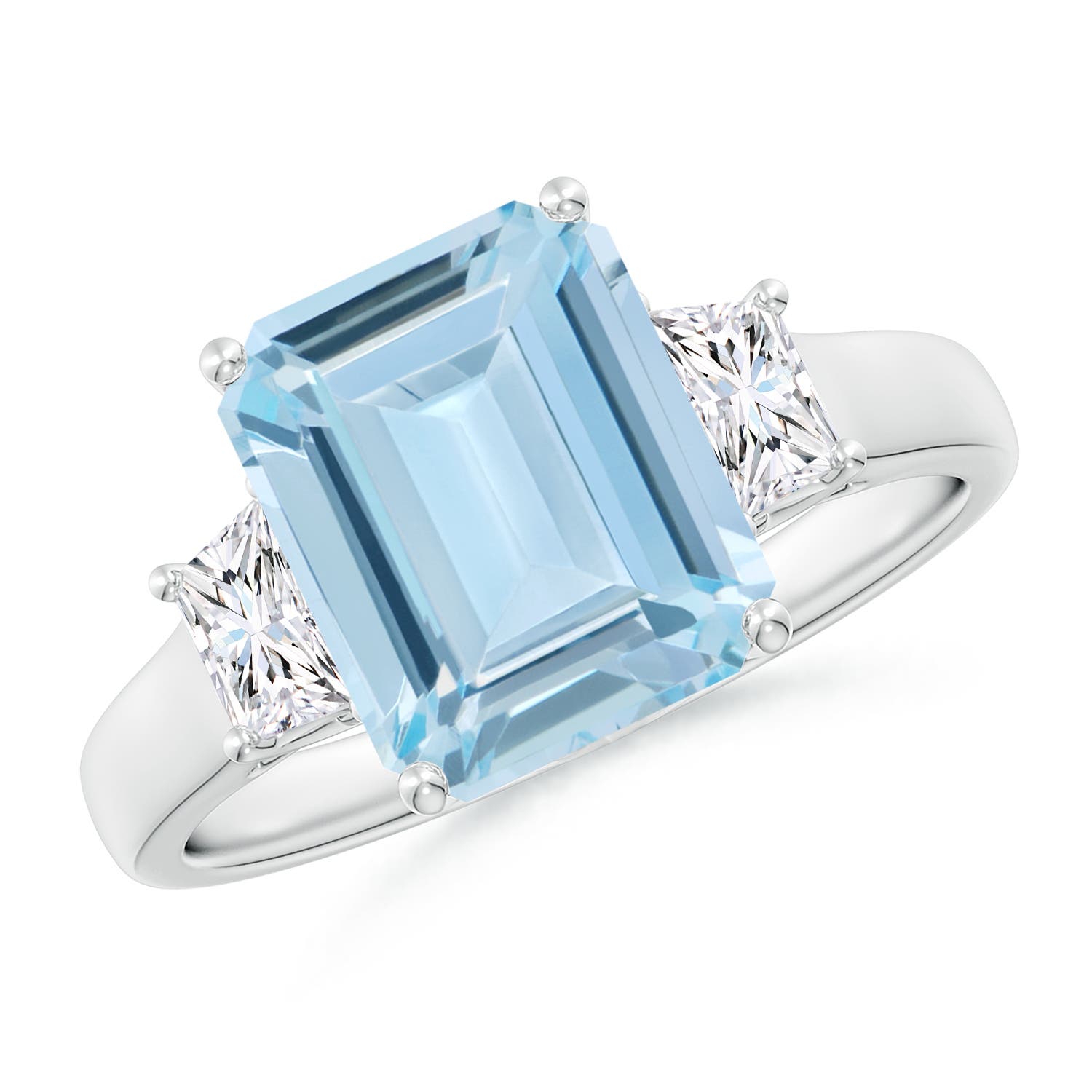 AA - Aquamarine / 3.32 CT / 14 KT White Gold