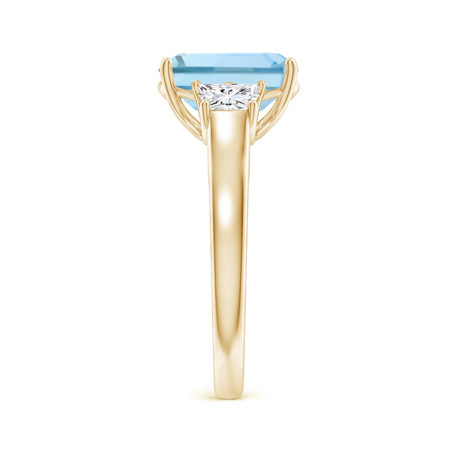 AAA - Aquamarine / 3.32 CT / 14 KT Yellow Gold