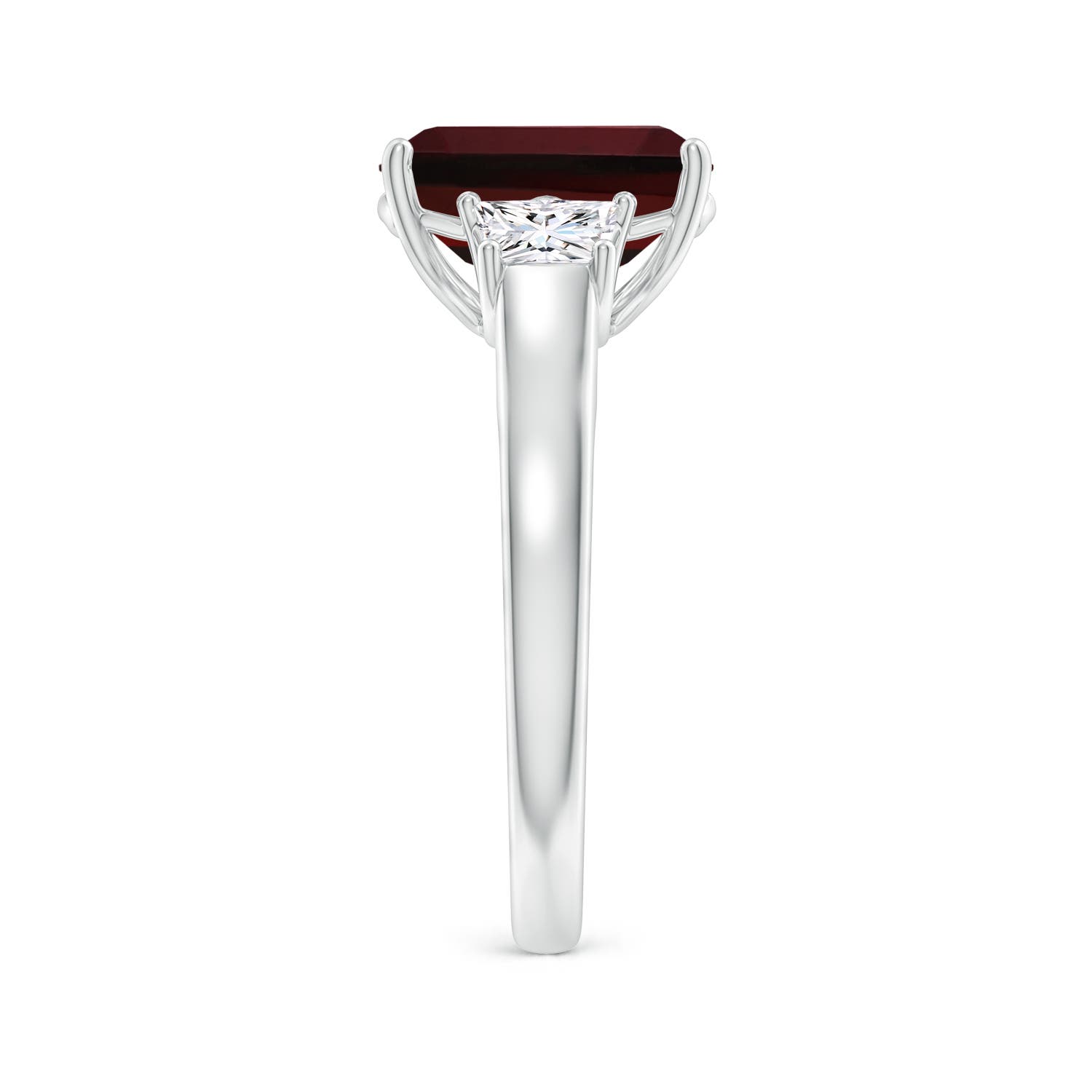 AAA - Garnet / 4.32 CT / 14 KT White Gold