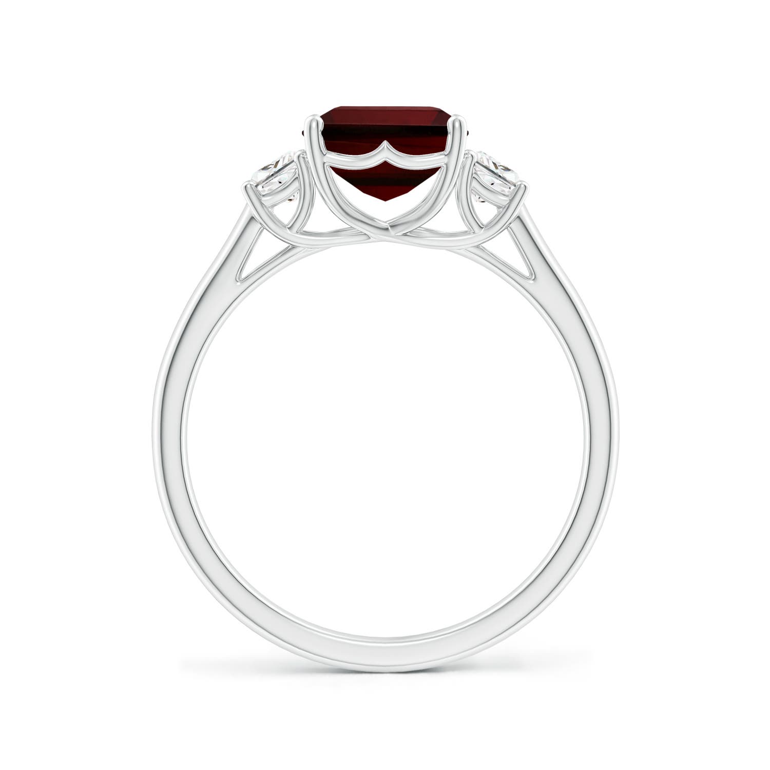 AA - Garnet / 3.12 CT / 14 KT White Gold