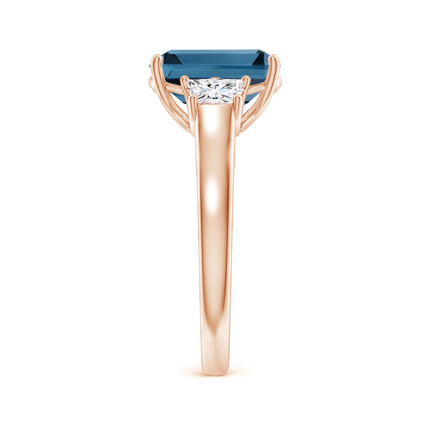 AA - London Blue Topaz / 4.32 CT / 14 KT Rose Gold