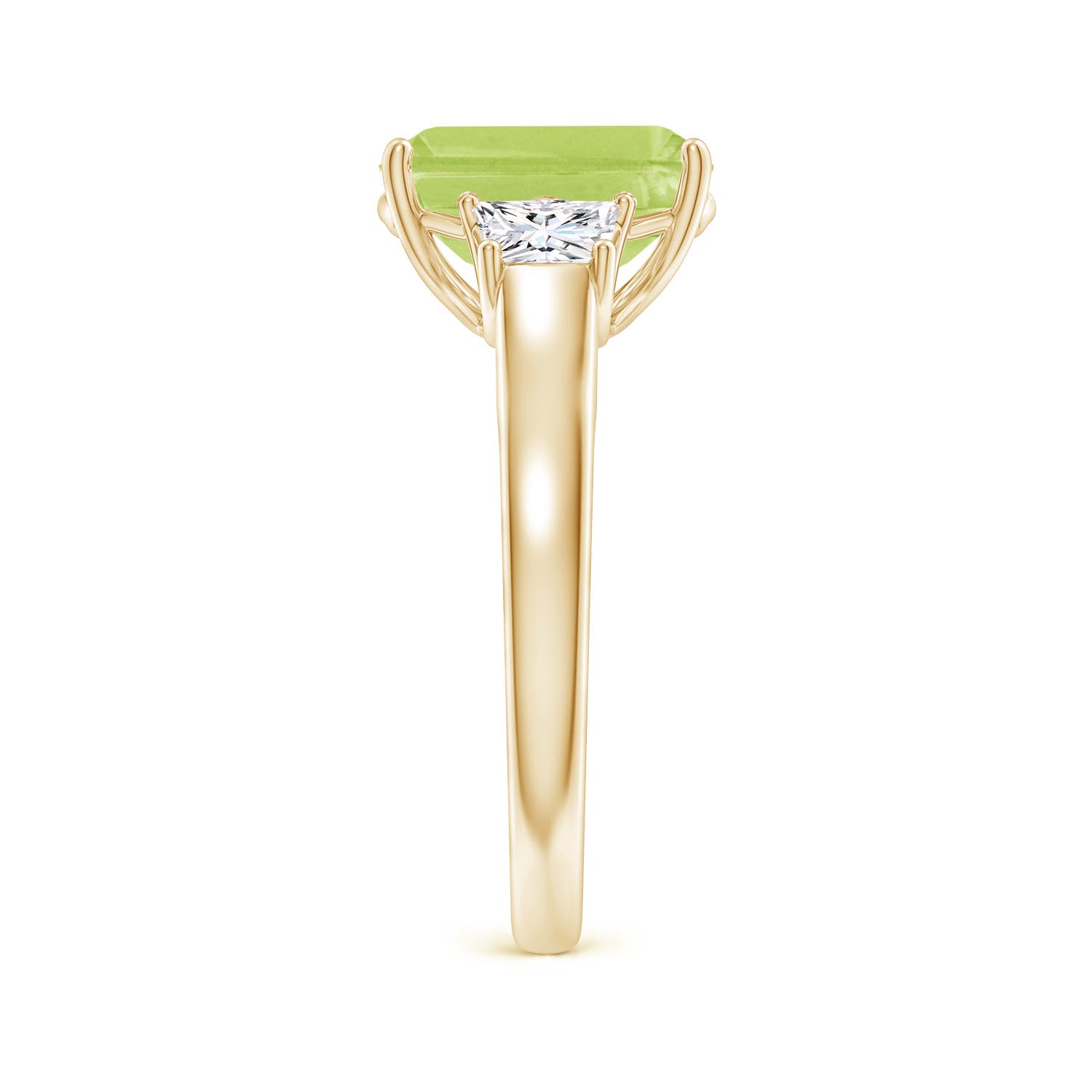 A - Peridot / 3.62 CT / 14 KT Yellow Gold