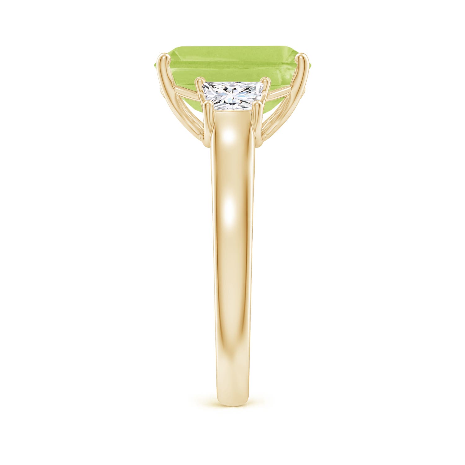 A - Peridot / 4.12 CT / 14 KT Yellow Gold