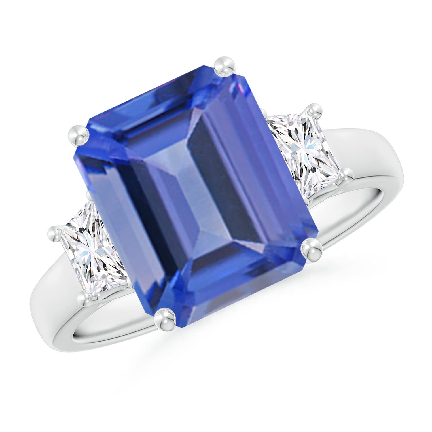 AA - Tanzanite / 5.72 CT / 14 KT White Gold