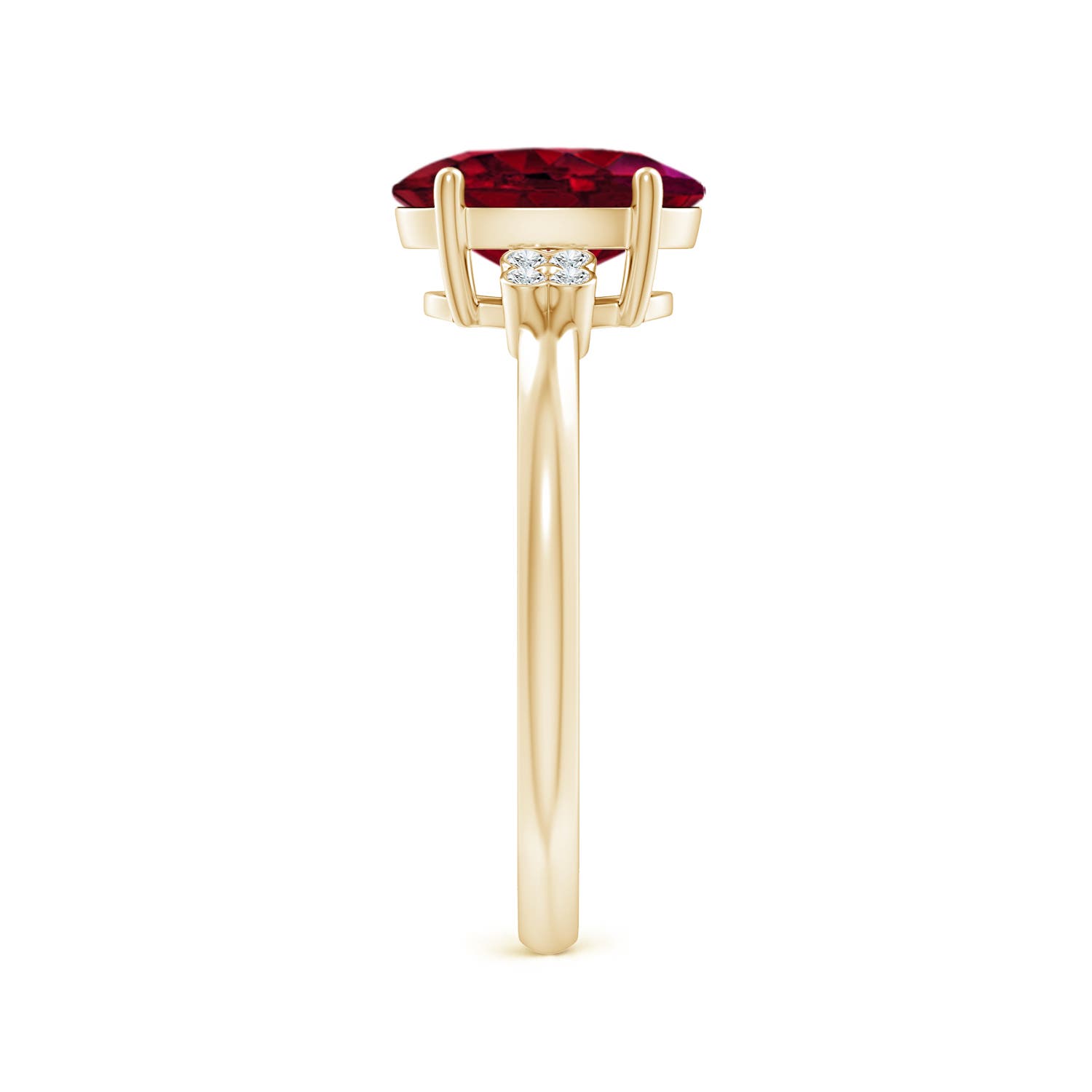 AA - Garnet / 2.06 CT / 14 KT Yellow Gold