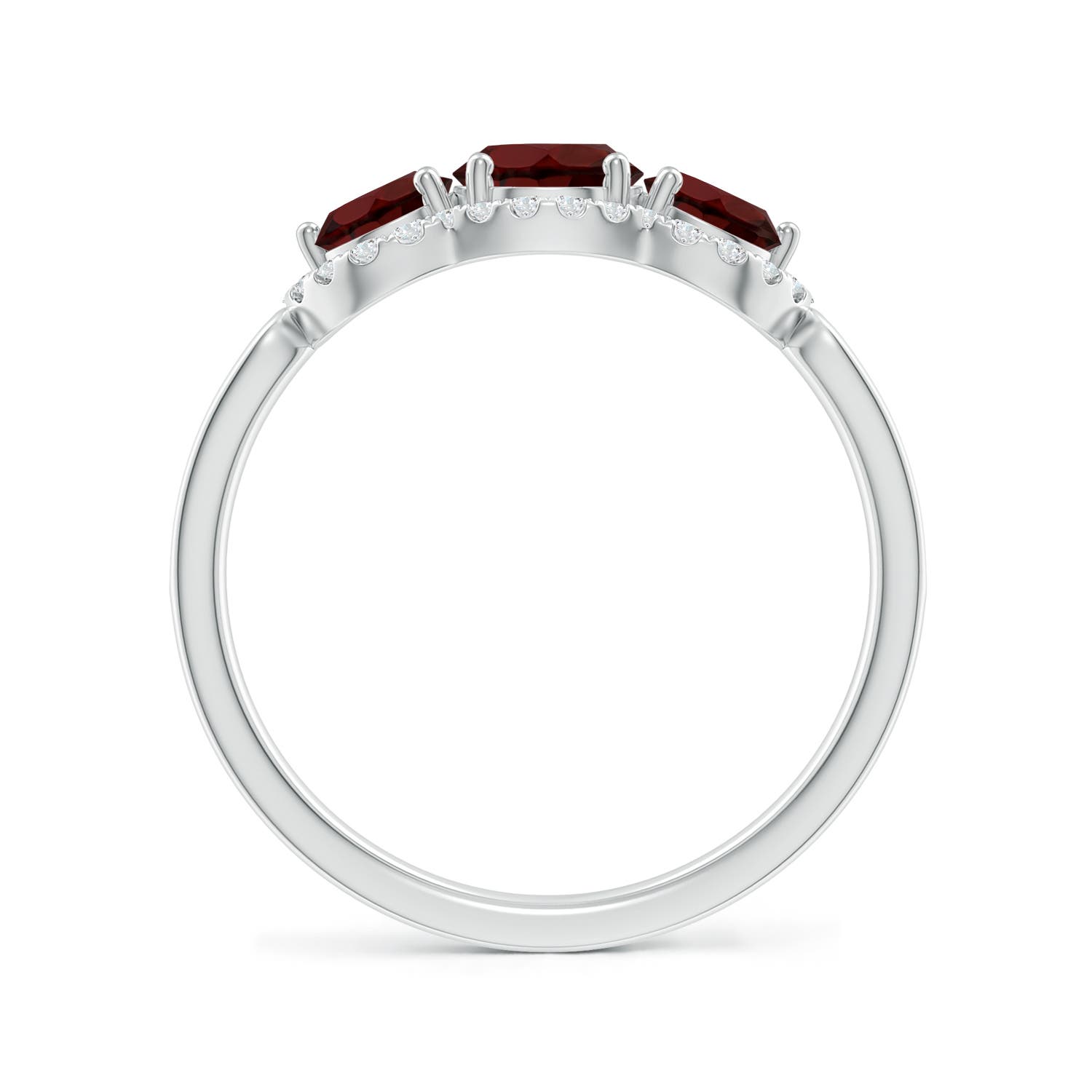 AA - Garnet / 1.51 CT / 14 KT White Gold