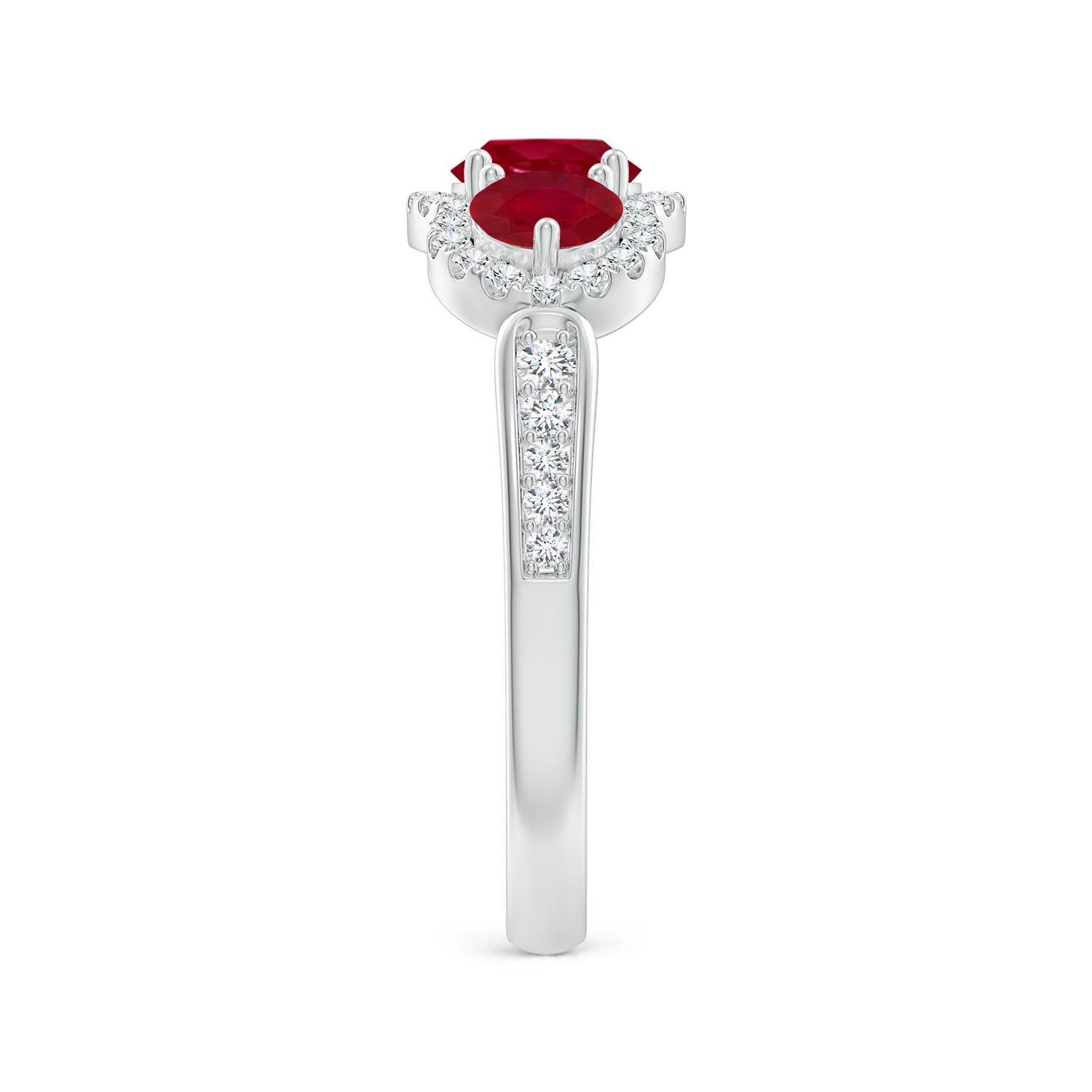 AA - Ruby / 1.53 CT / 14 KT White Gold