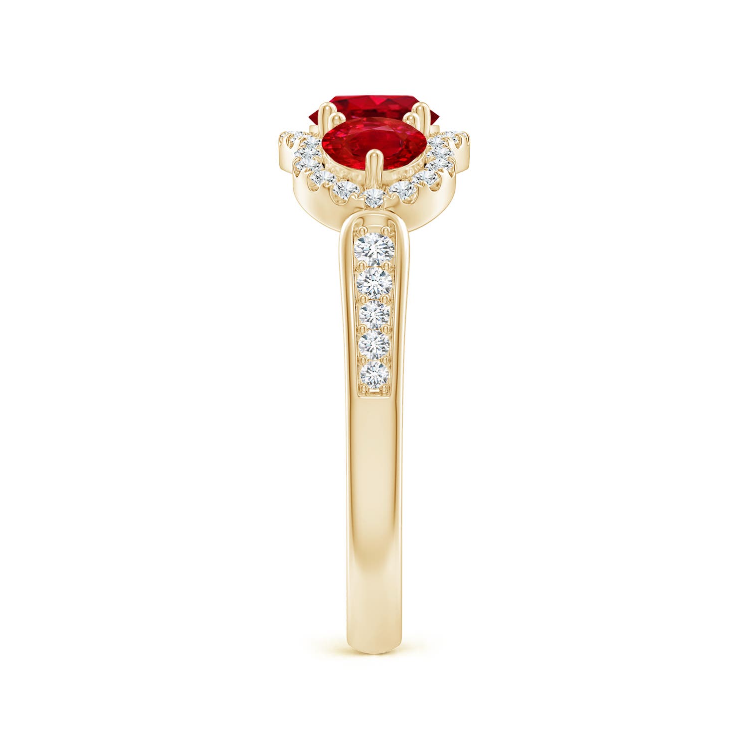 AAA - Ruby / 1.53 CT / 14 KT Yellow Gold