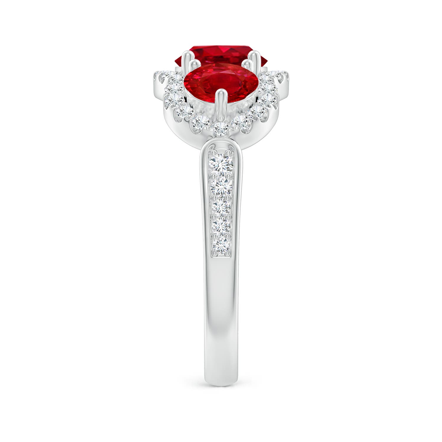 AAA - Ruby / 2.53 CT / 14 KT White Gold