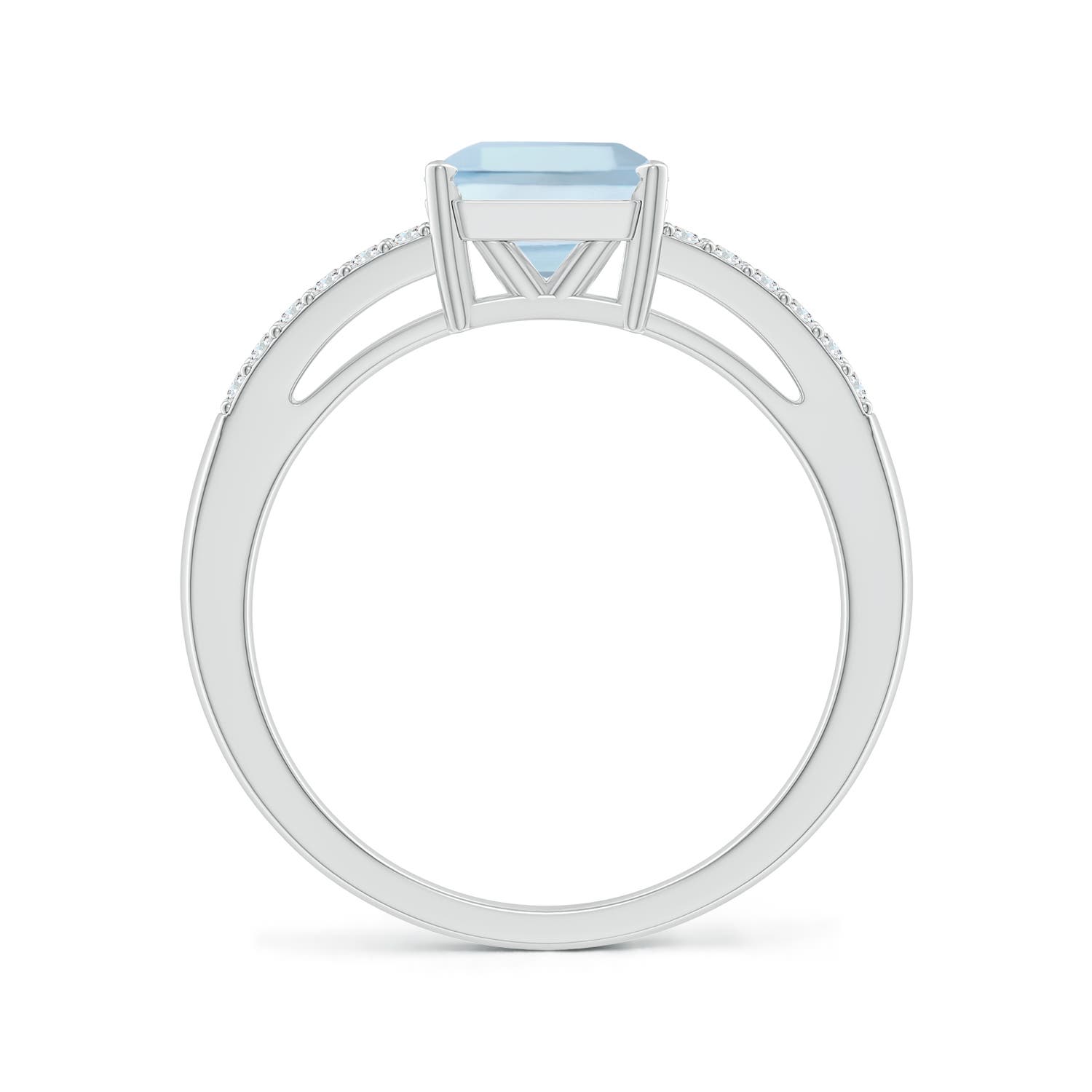 AA - Aquamarine / 1.59 CT / 14 KT White Gold