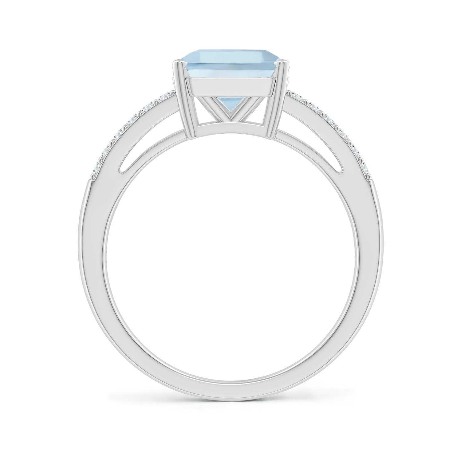 AA - Aquamarine / 2.24 CT / 14 KT White Gold