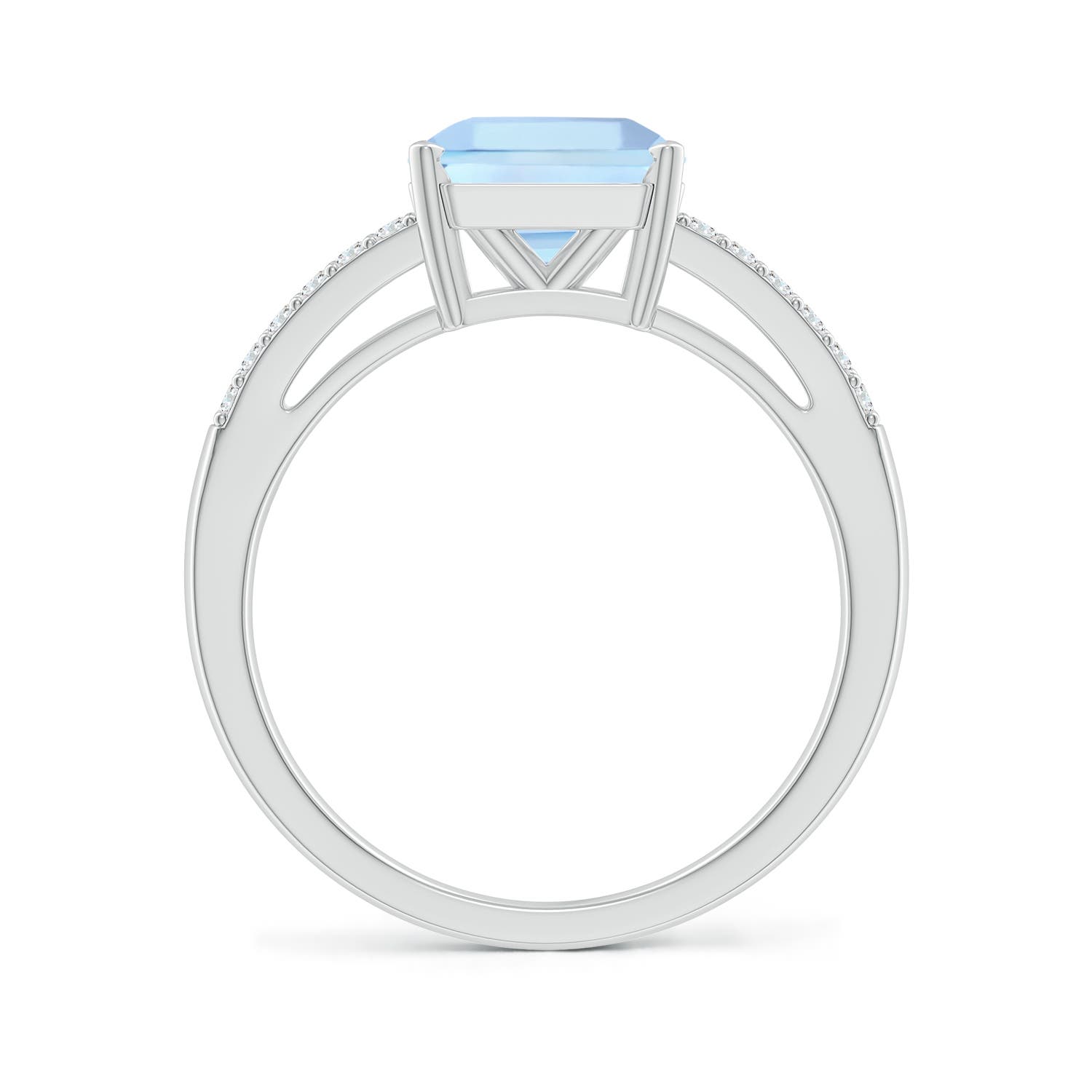 AAA - Aquamarine / 2.24 CT / 14 KT White Gold