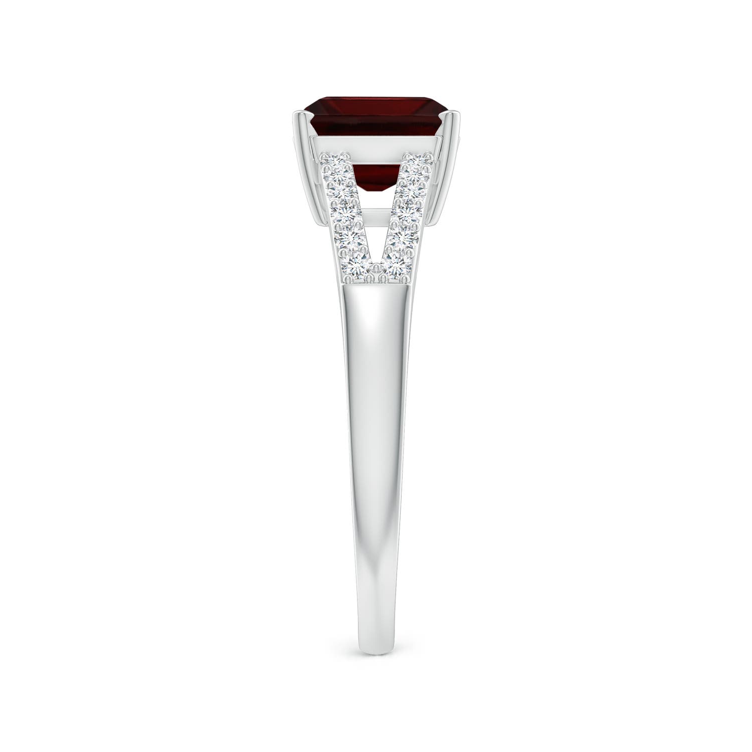 A - Garnet / 2.14 CT / 14 KT White Gold