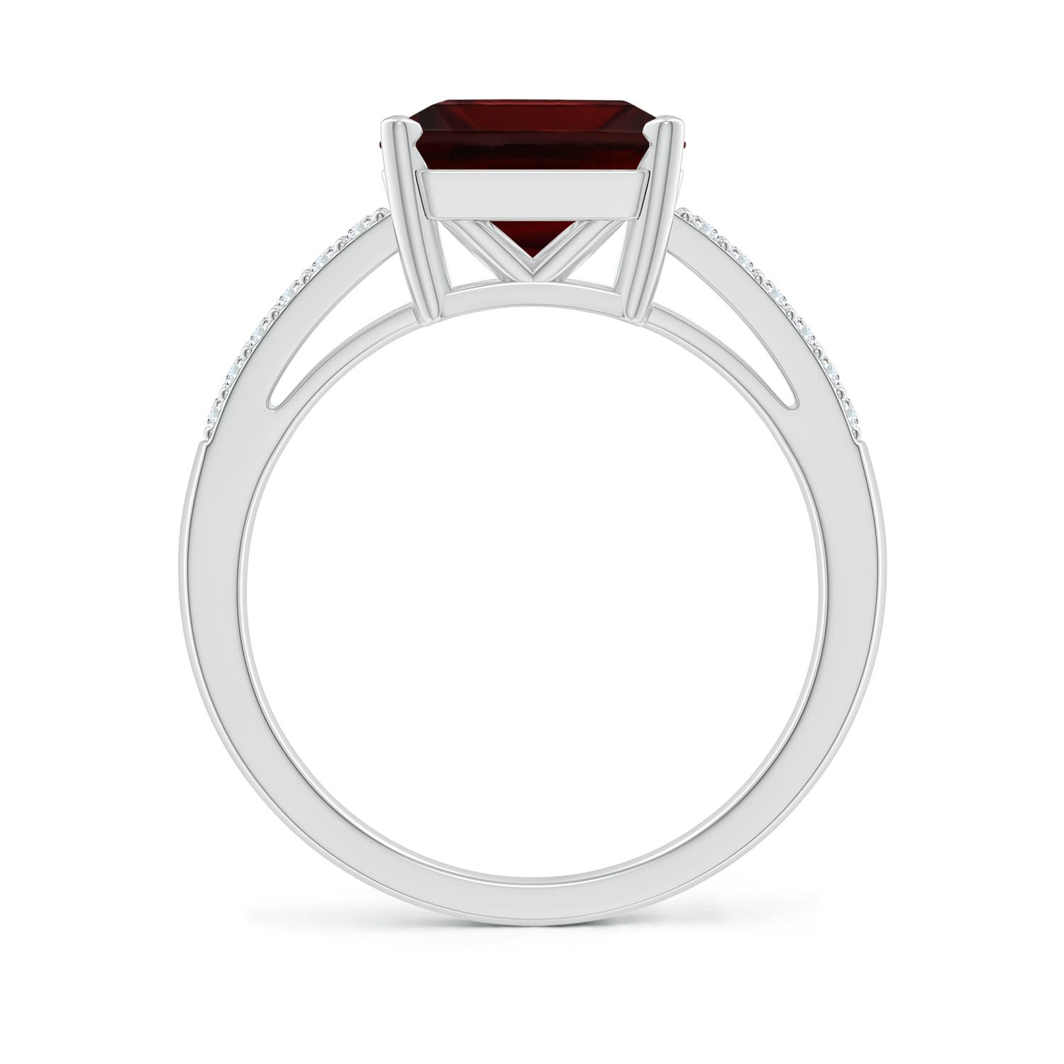 A - Garnet / 4.44 CT / 14 KT White Gold