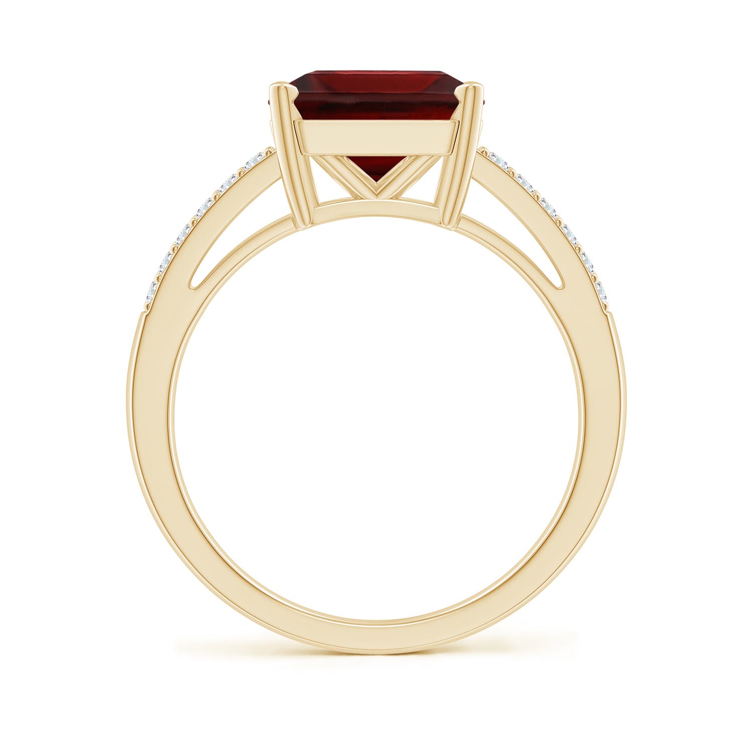 AA - Garnet / 4.44 CT / 14 KT Yellow Gold