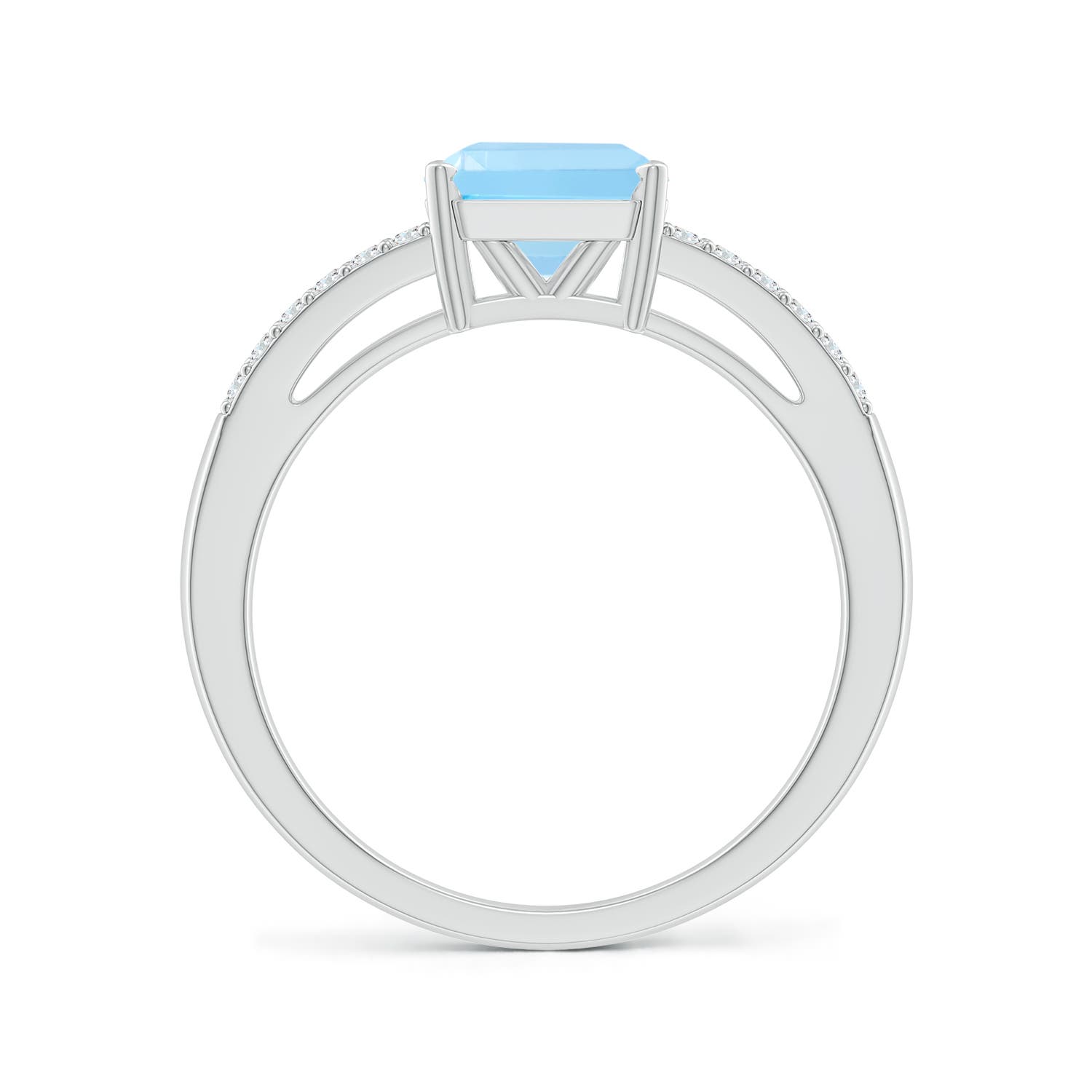 AA - Swiss Blue Topaz / 2.34 CT / 14 KT White Gold