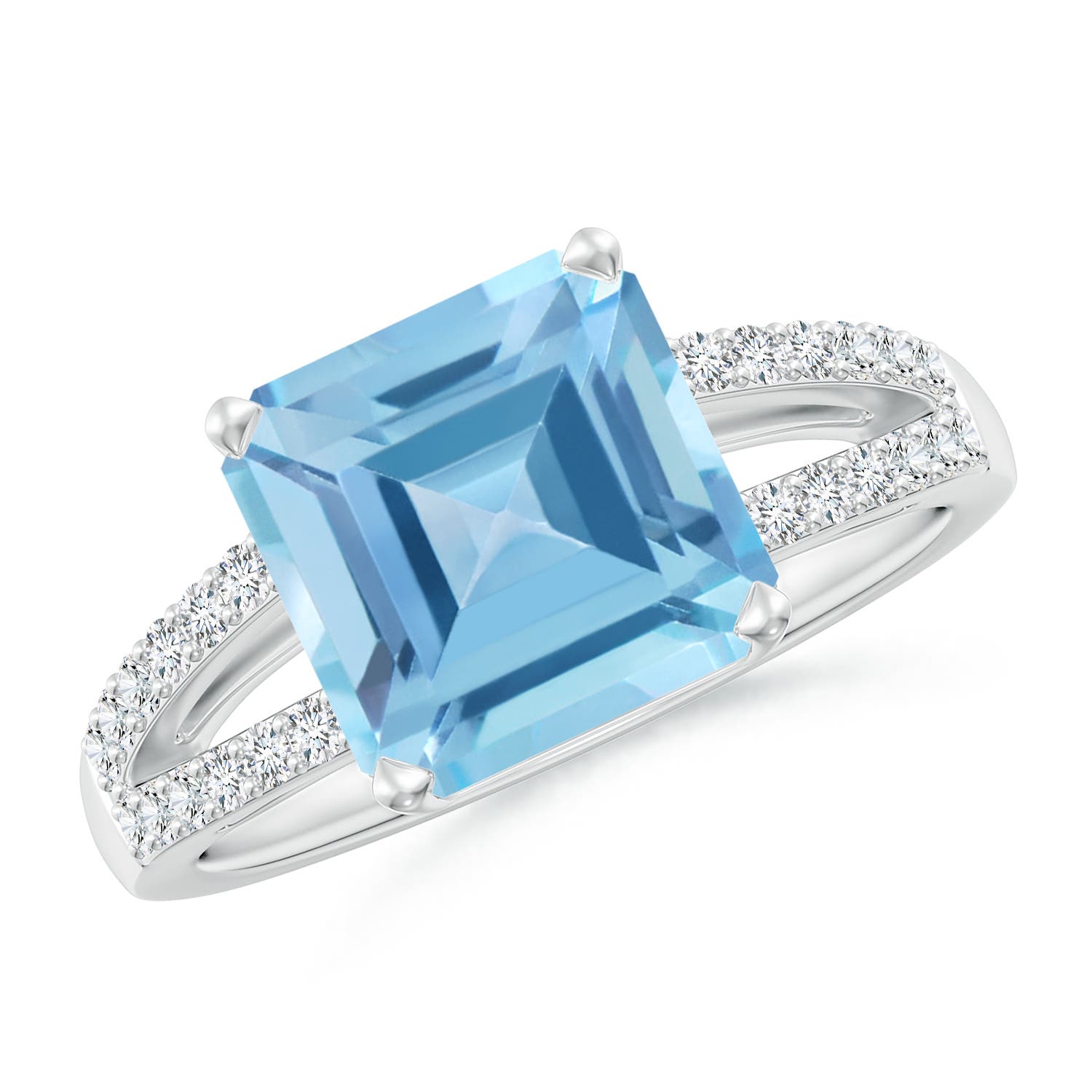 A - Swiss Blue Topaz / 4.74 CT / 14 KT White Gold