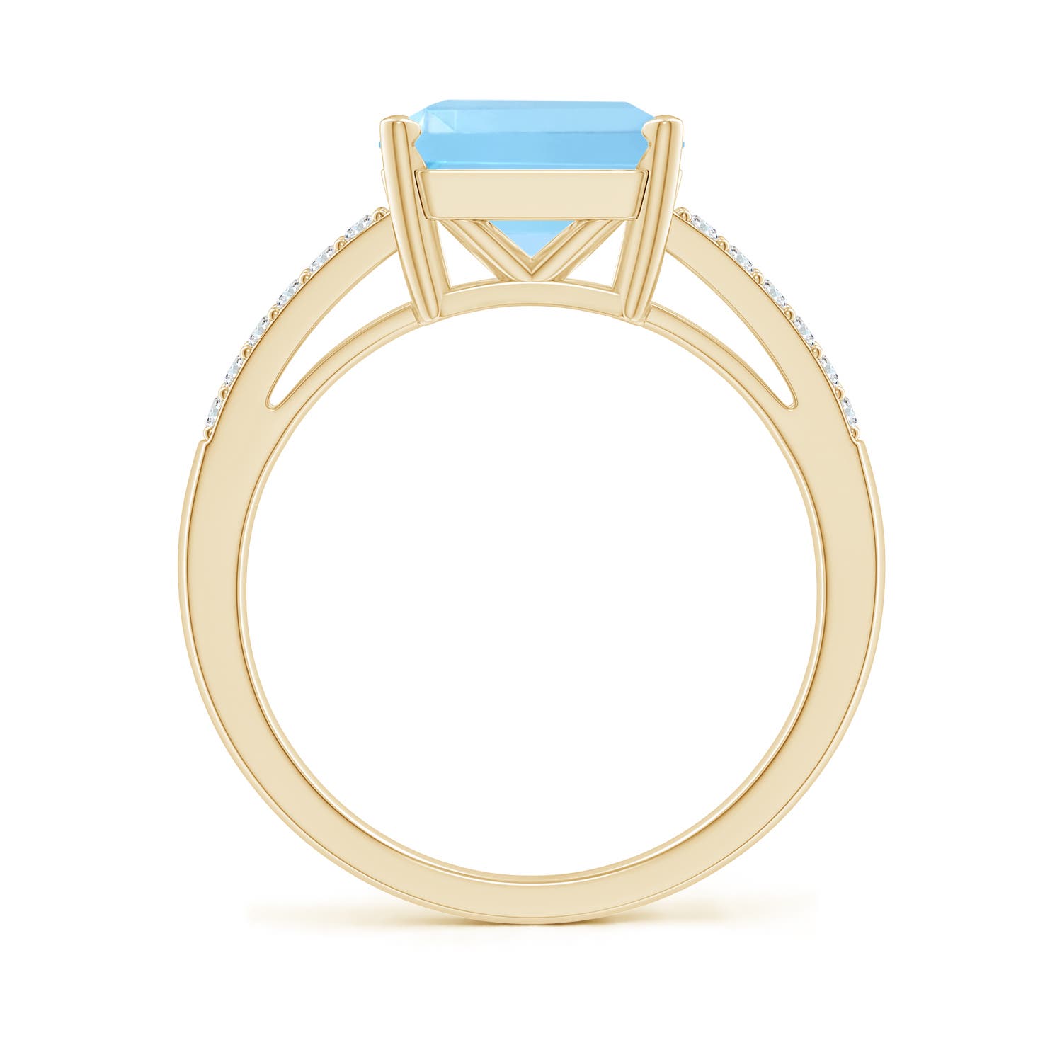 A - Swiss Blue Topaz / 4.74 CT / 14 KT Yellow Gold