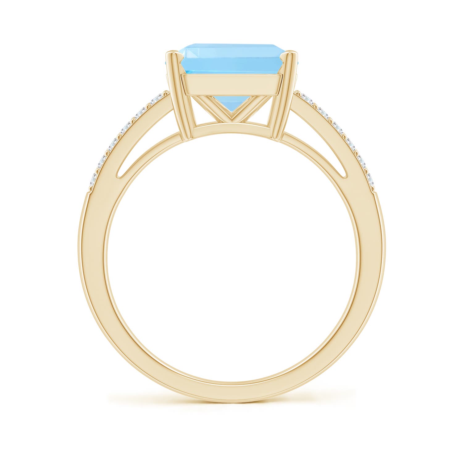 AA - Swiss Blue Topaz / 4.74 CT / 14 KT Yellow Gold