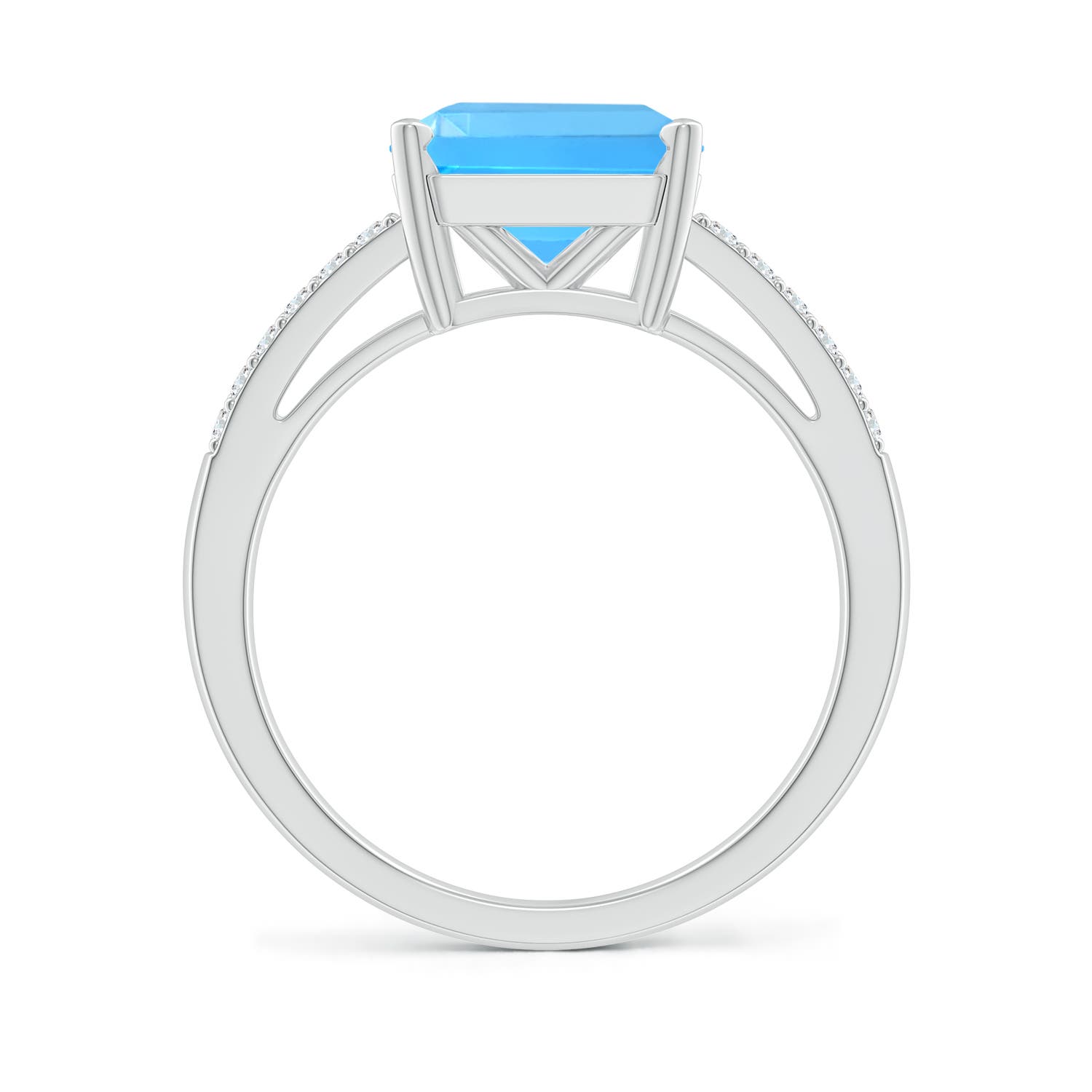 AAAA - Swiss Blue Topaz / 4.74 CT / 14 KT White Gold