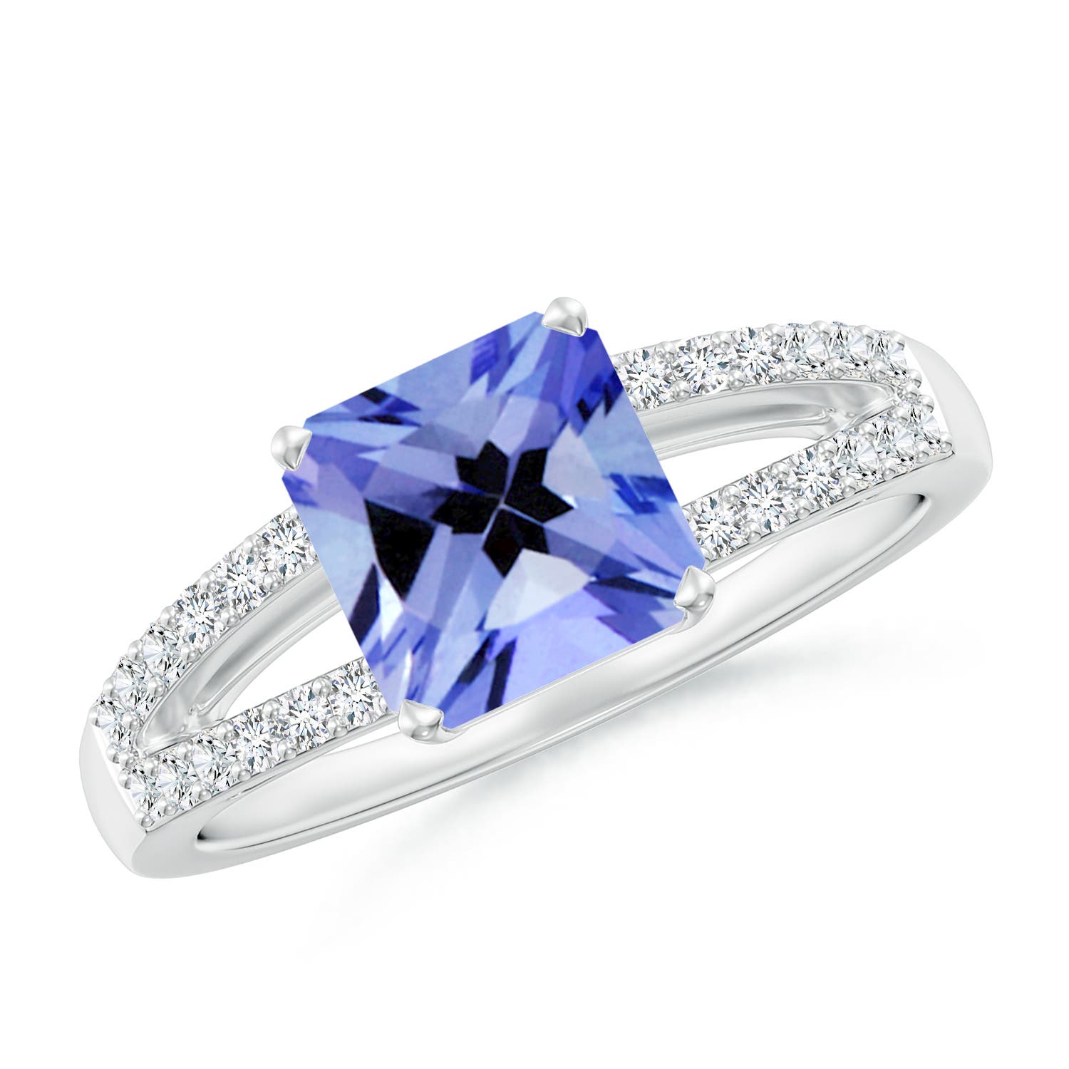 AA - Tanzanite / 1.74 CT / 14 KT White Gold