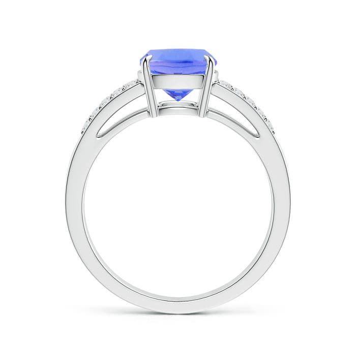 AA - Tanzanite / 2.61 CT / 14 KT White Gold