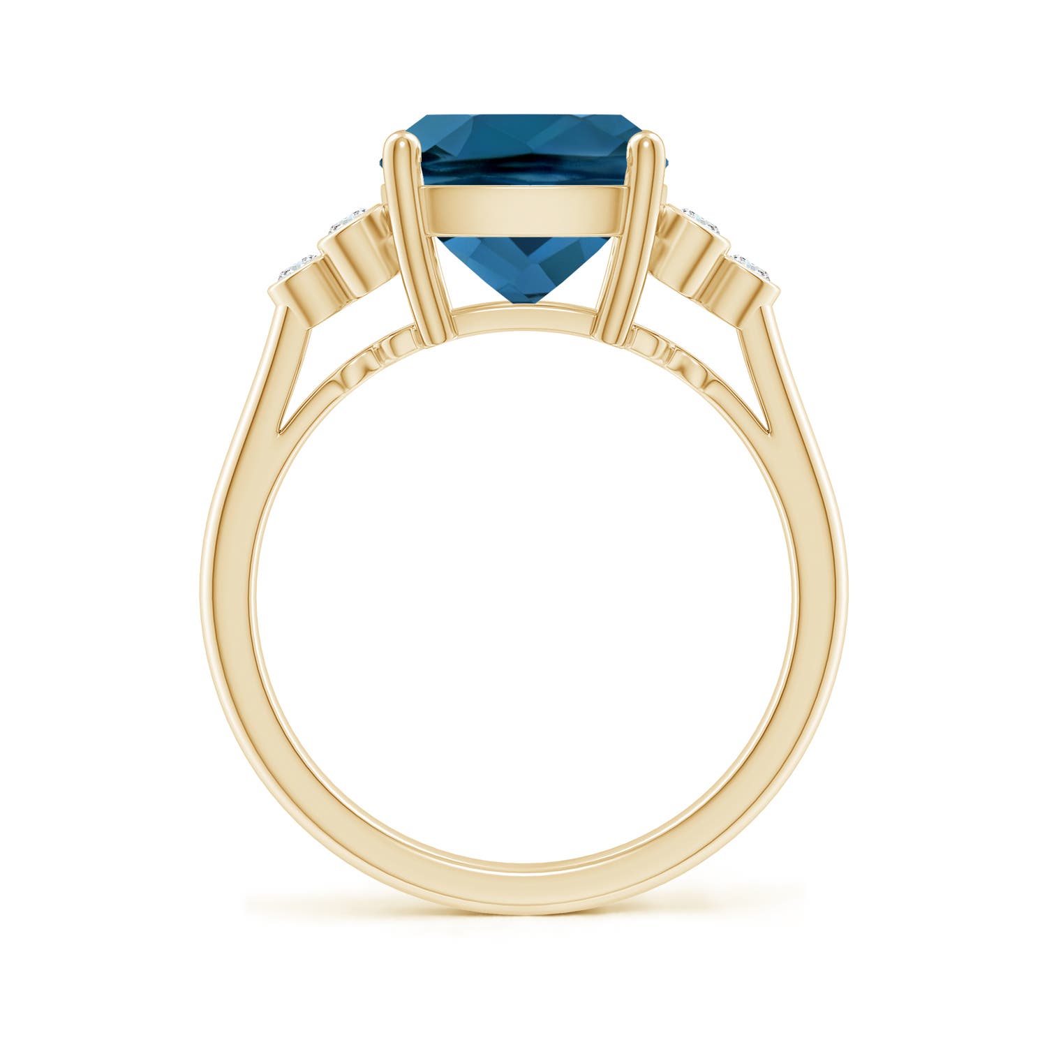 AAA - London Blue Topaz / 4.65 CT / 14 KT Yellow Gold