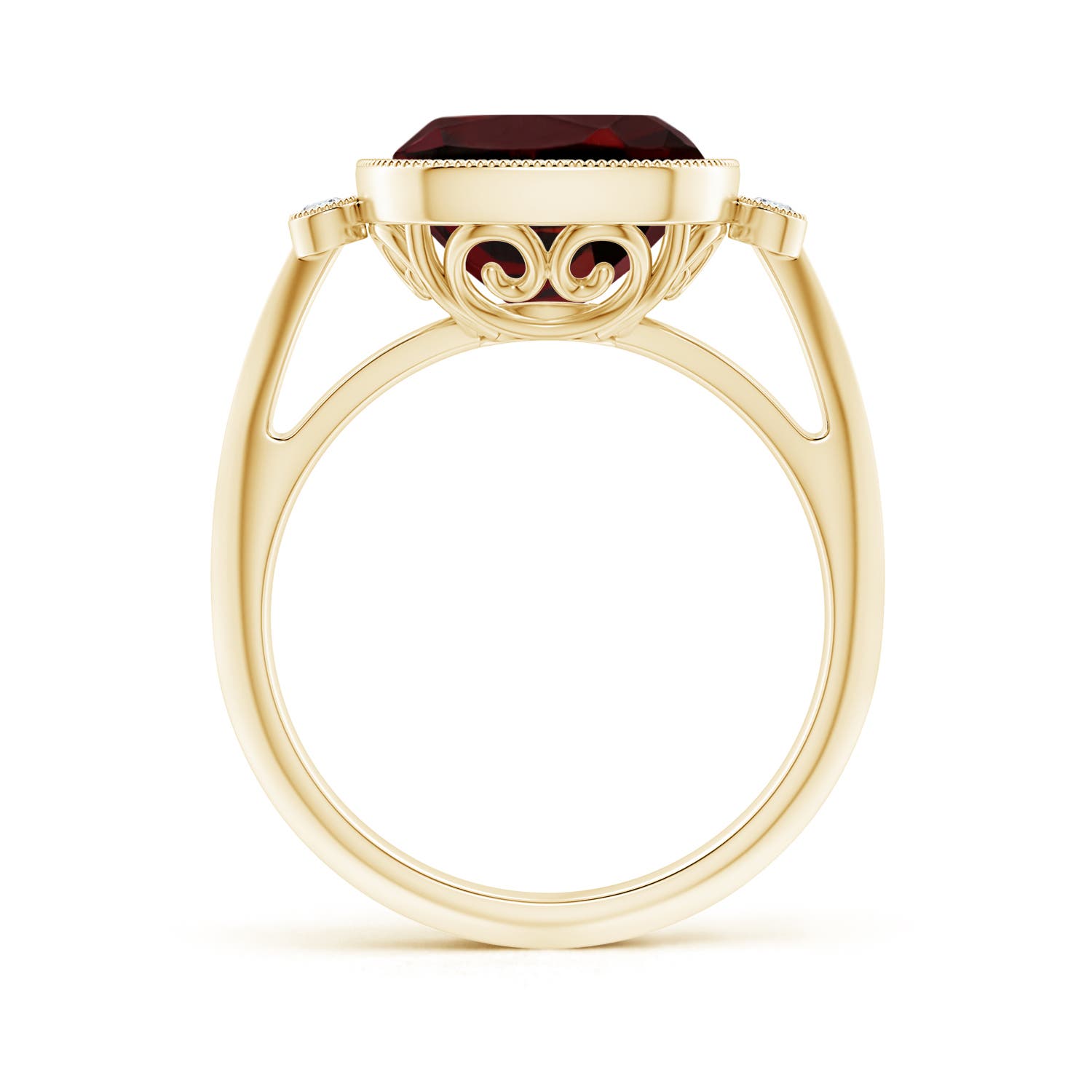 AAA - Garnet / 4.26 CT / 14 KT Yellow Gold