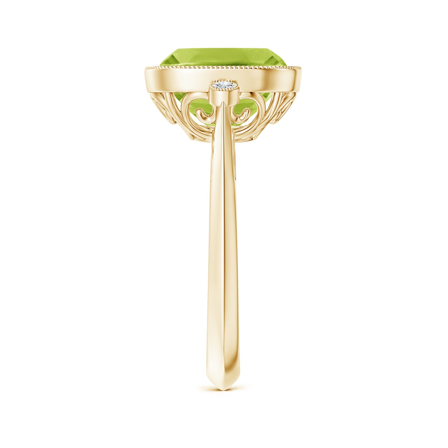 AA - Peridot / 4.06 CT / 14 KT Yellow Gold