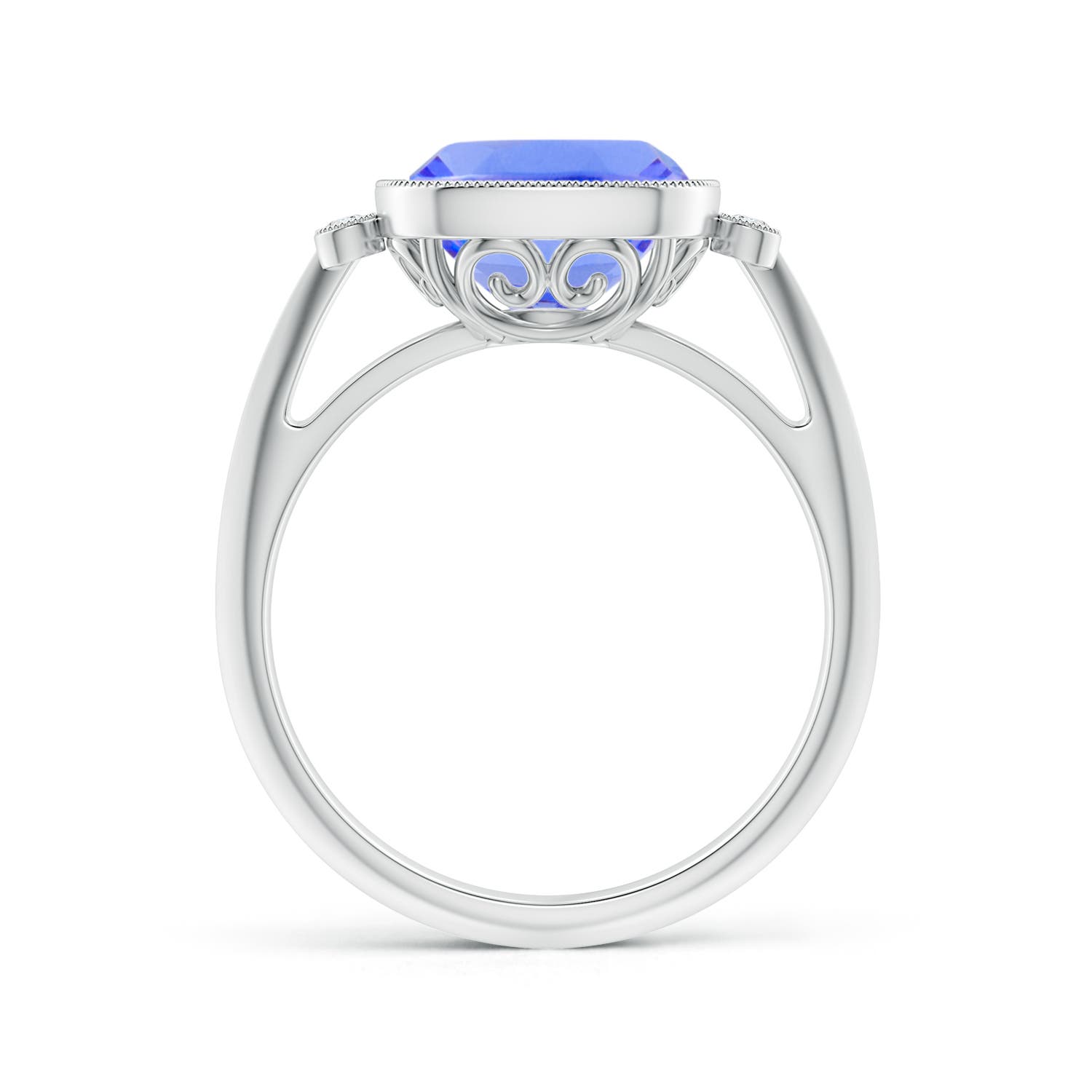 AA - Tanzanite / 3.84 CT / 14 KT White Gold