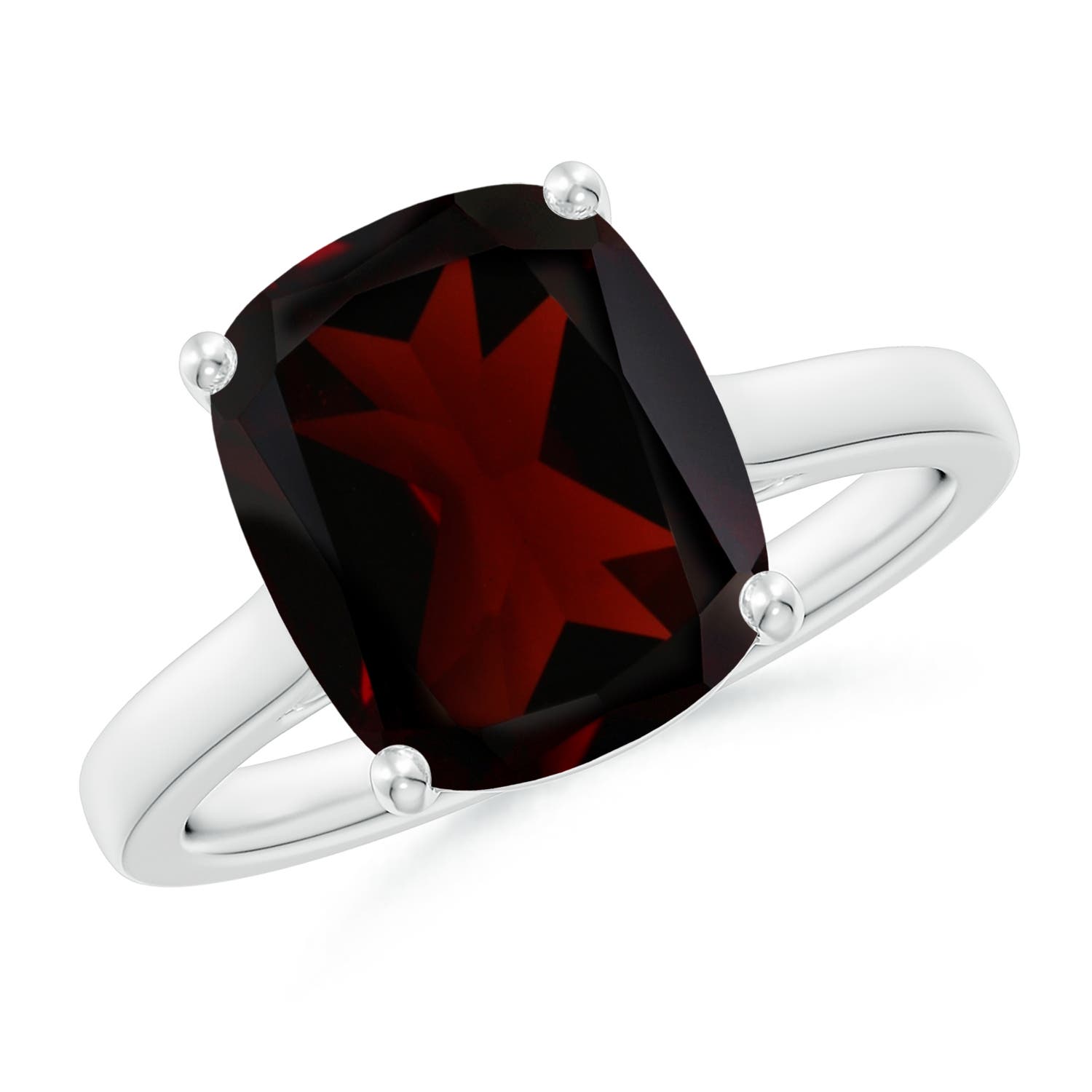 A - Garnet / 4.53 CT / 14 KT White Gold