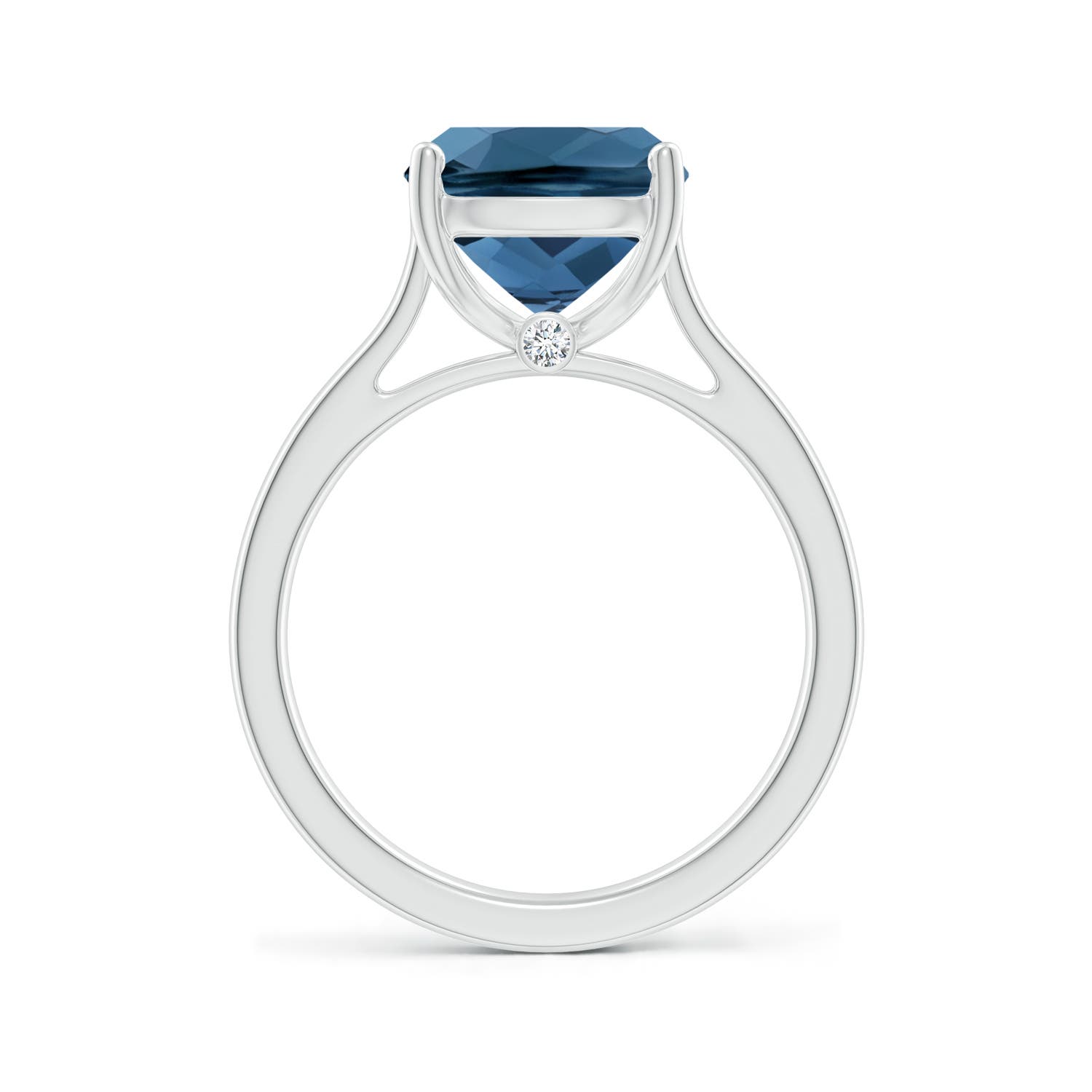 AA - London Blue Topaz / 4.53 CT / 14 KT White Gold