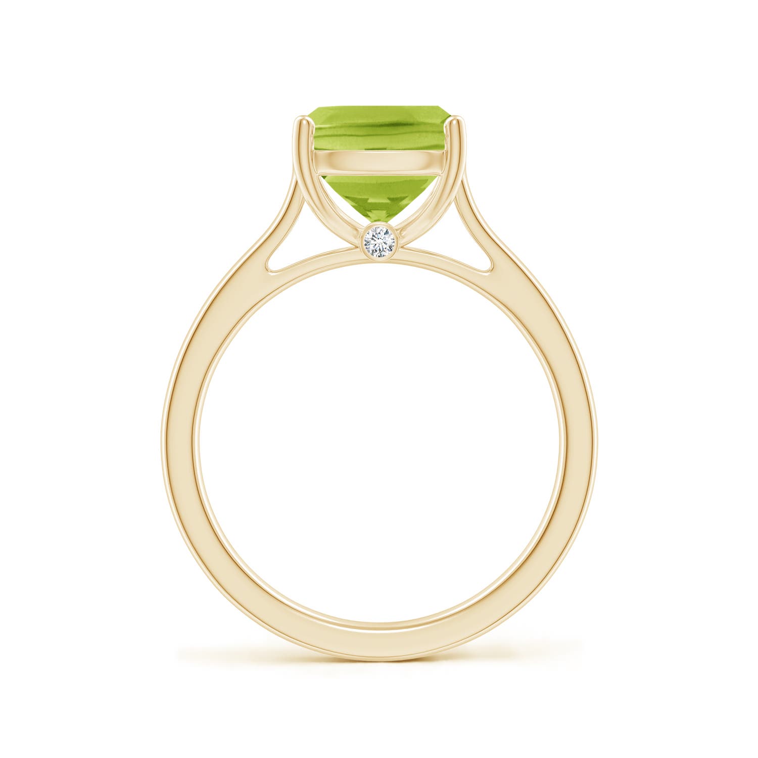 AA - Peridot / 2.92 CT / 14 KT Yellow Gold