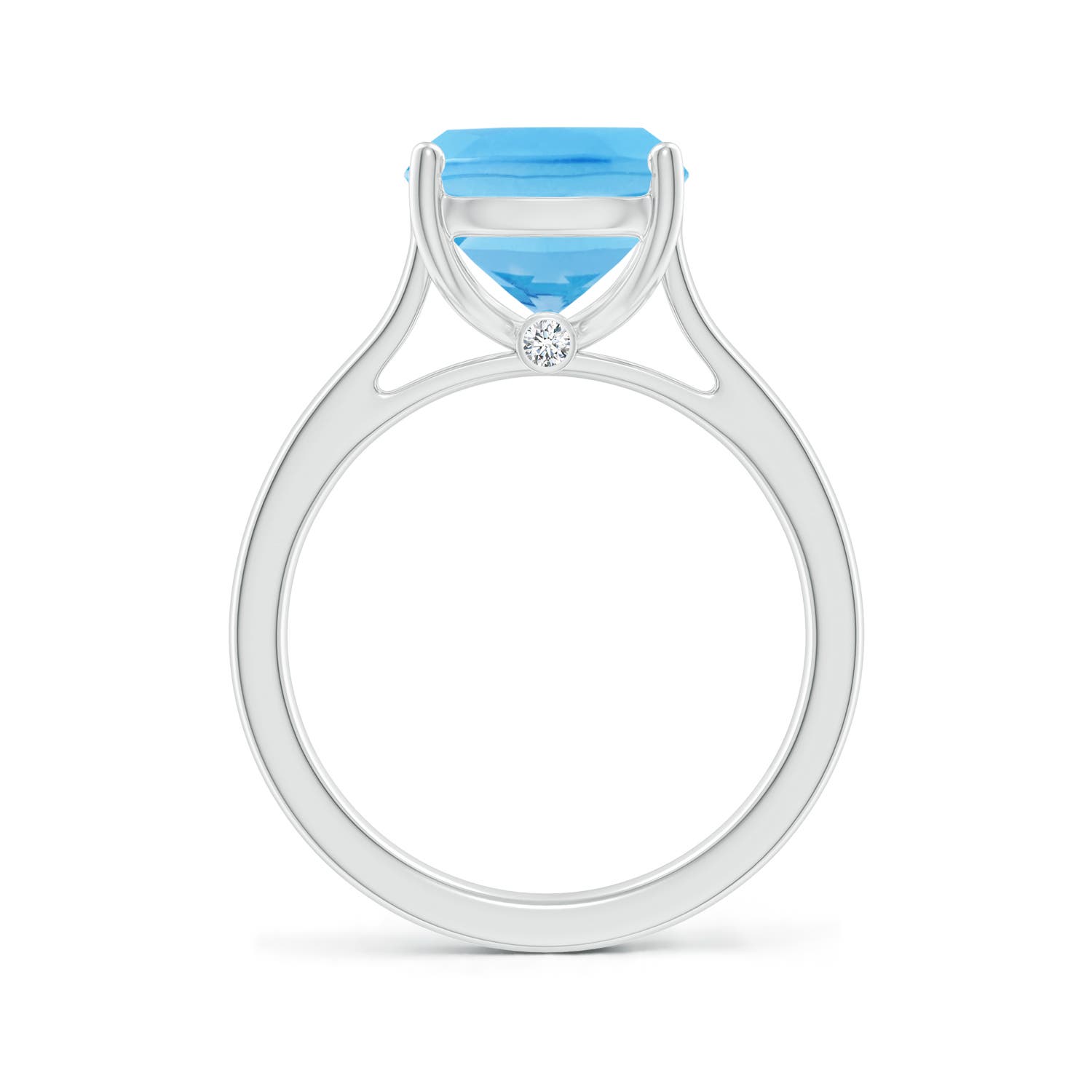 A - Swiss Blue Topaz / 4.53 CT / 14 KT White Gold