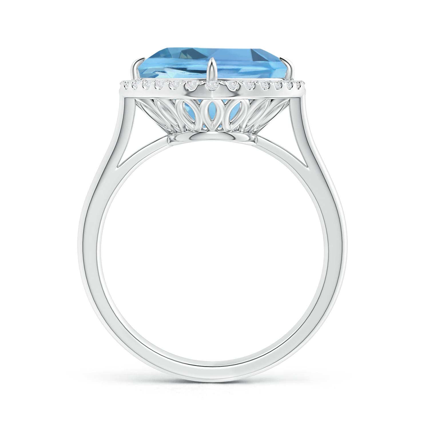 AAAA - Aquamarine / 6.14 CT / 14 KT White Gold