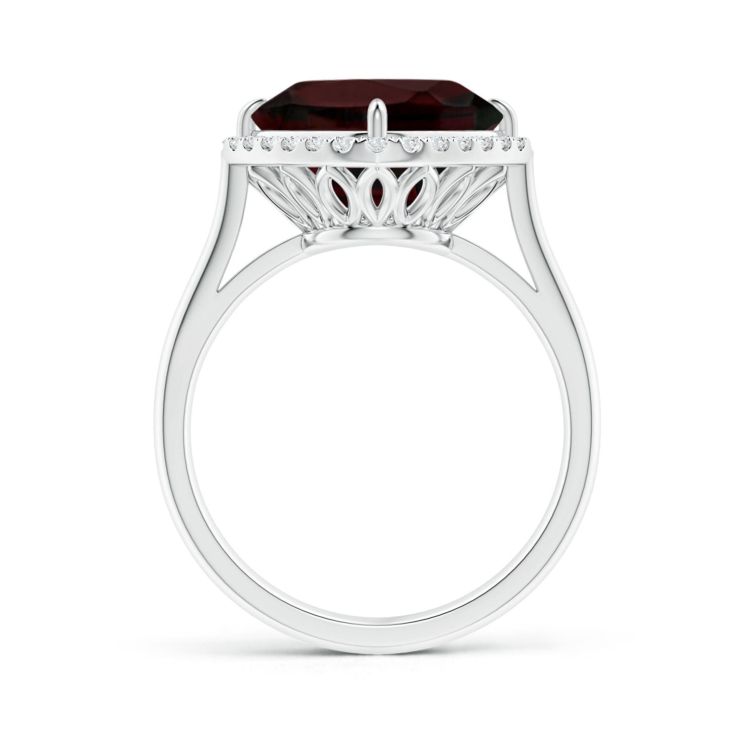 A - Garnet / 4.42 CT / 14 KT White Gold