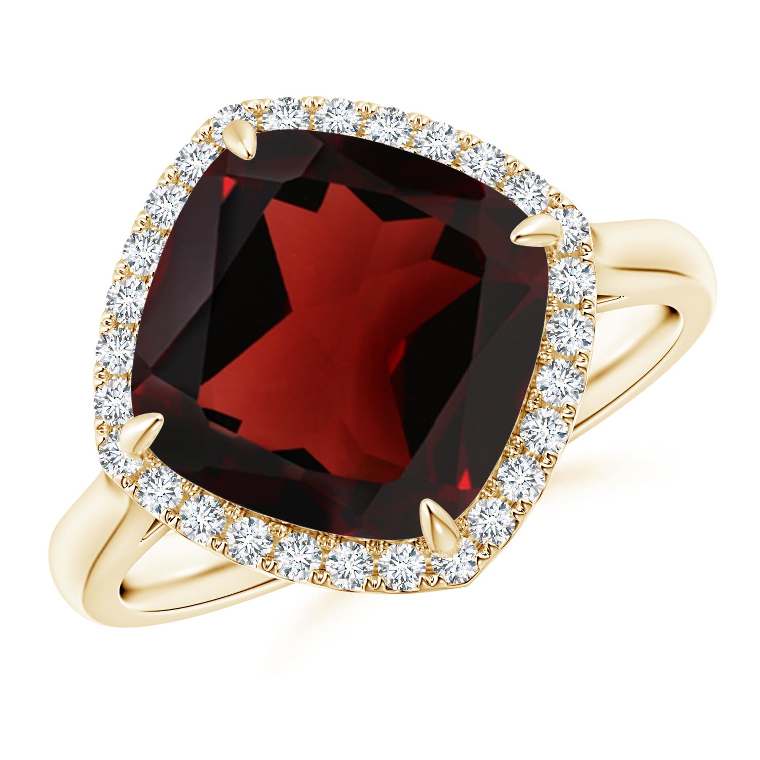 AA - Garnet / 4.42 CT / 14 KT Yellow Gold