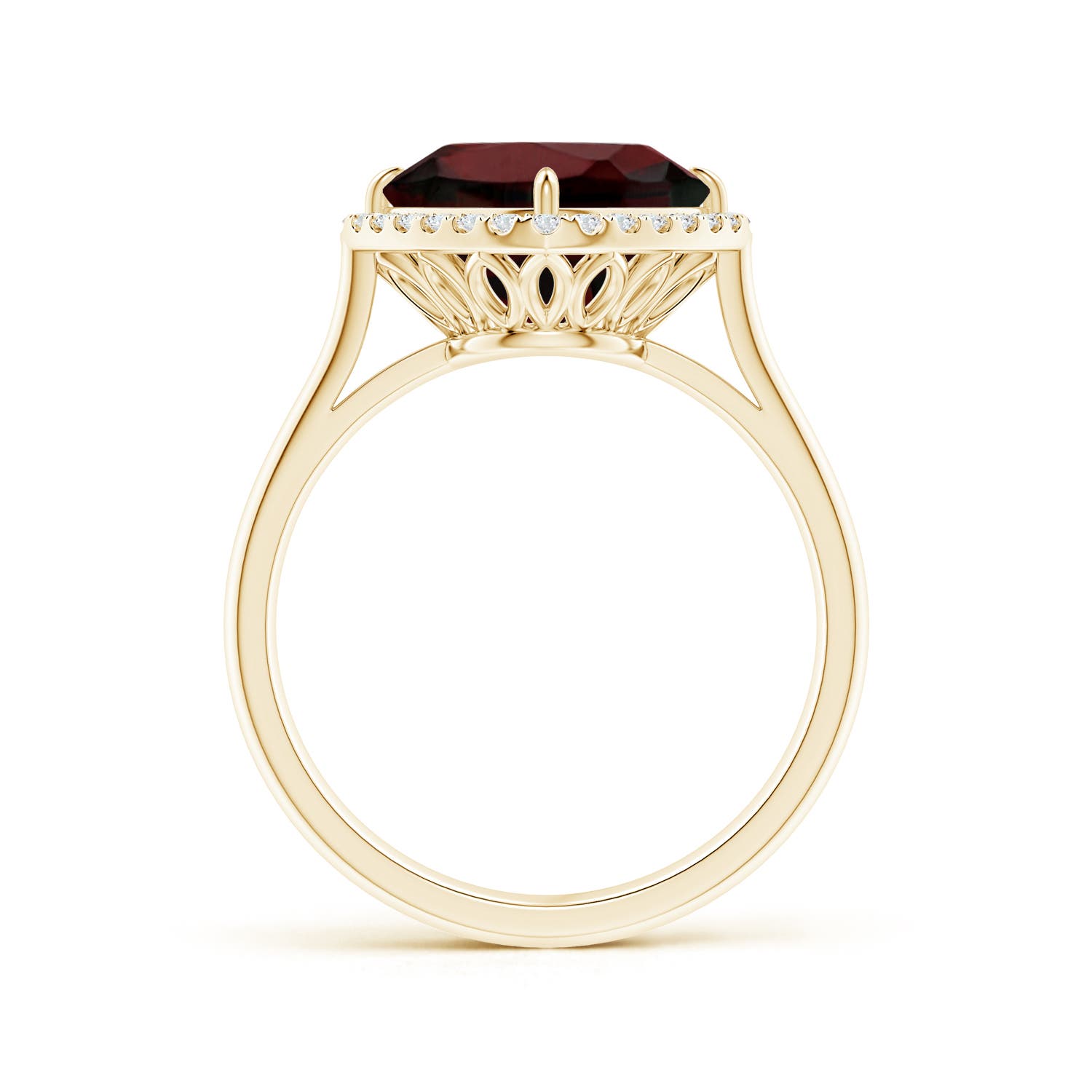 AA - Garnet / 3.77 CT / 14 KT Yellow Gold