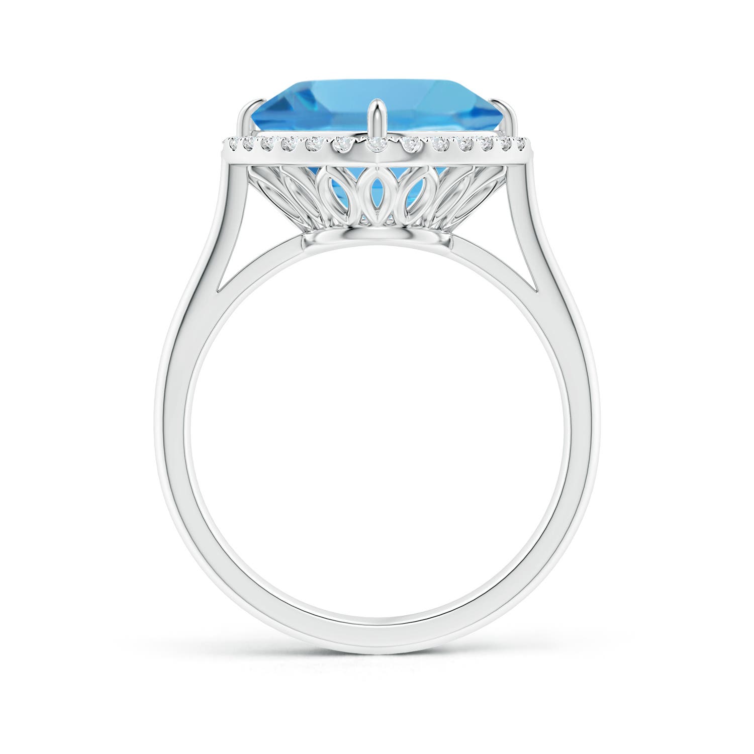 AA - Swiss Blue Topaz / 5.37 CT / 14 KT White Gold