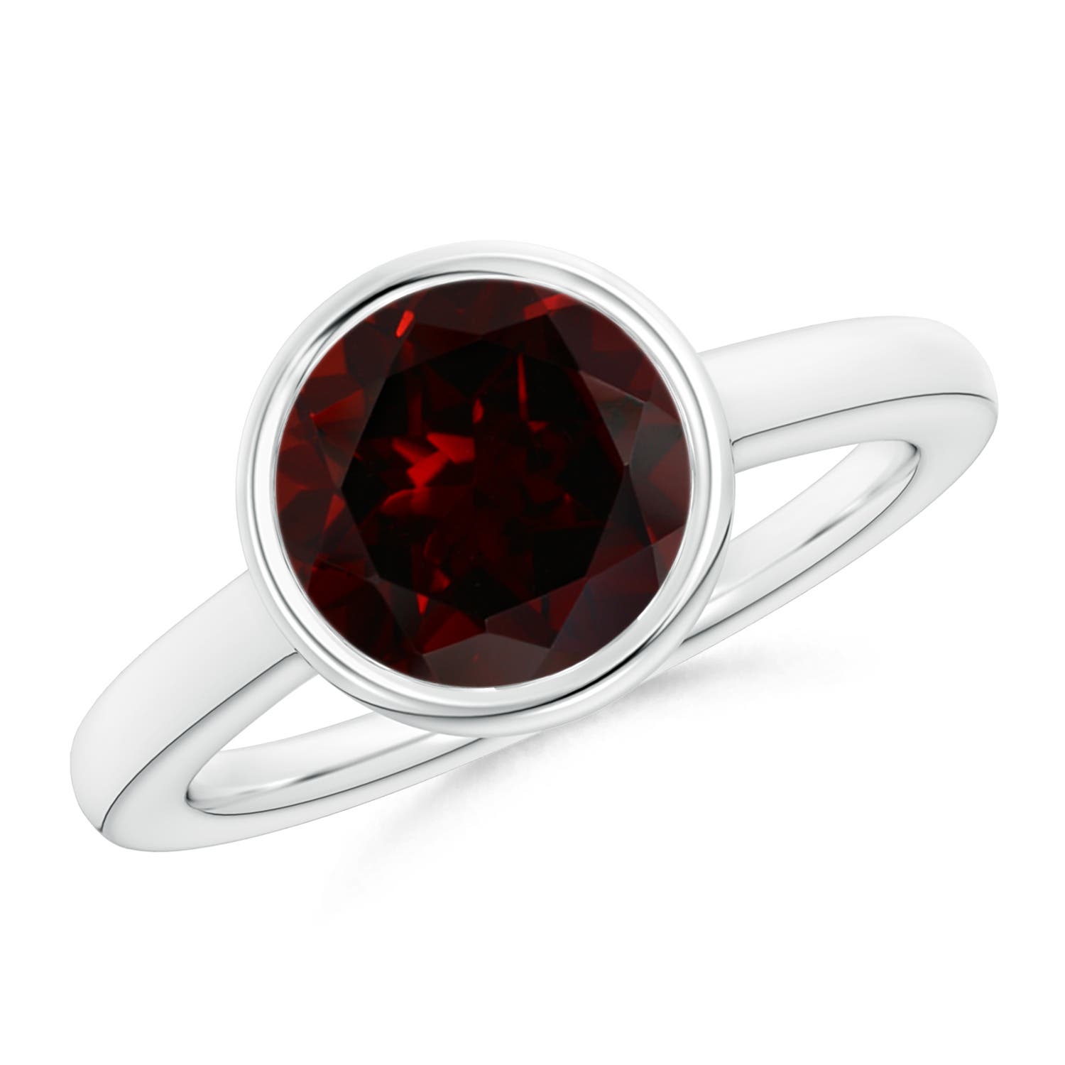 A - Garnet / 3.2 CT / 14 KT White Gold