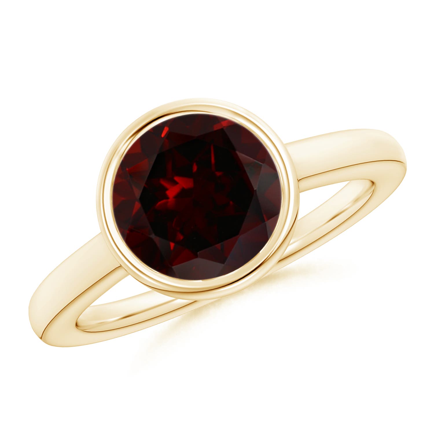 A - Garnet / 3.2 CT / 14 KT Yellow Gold