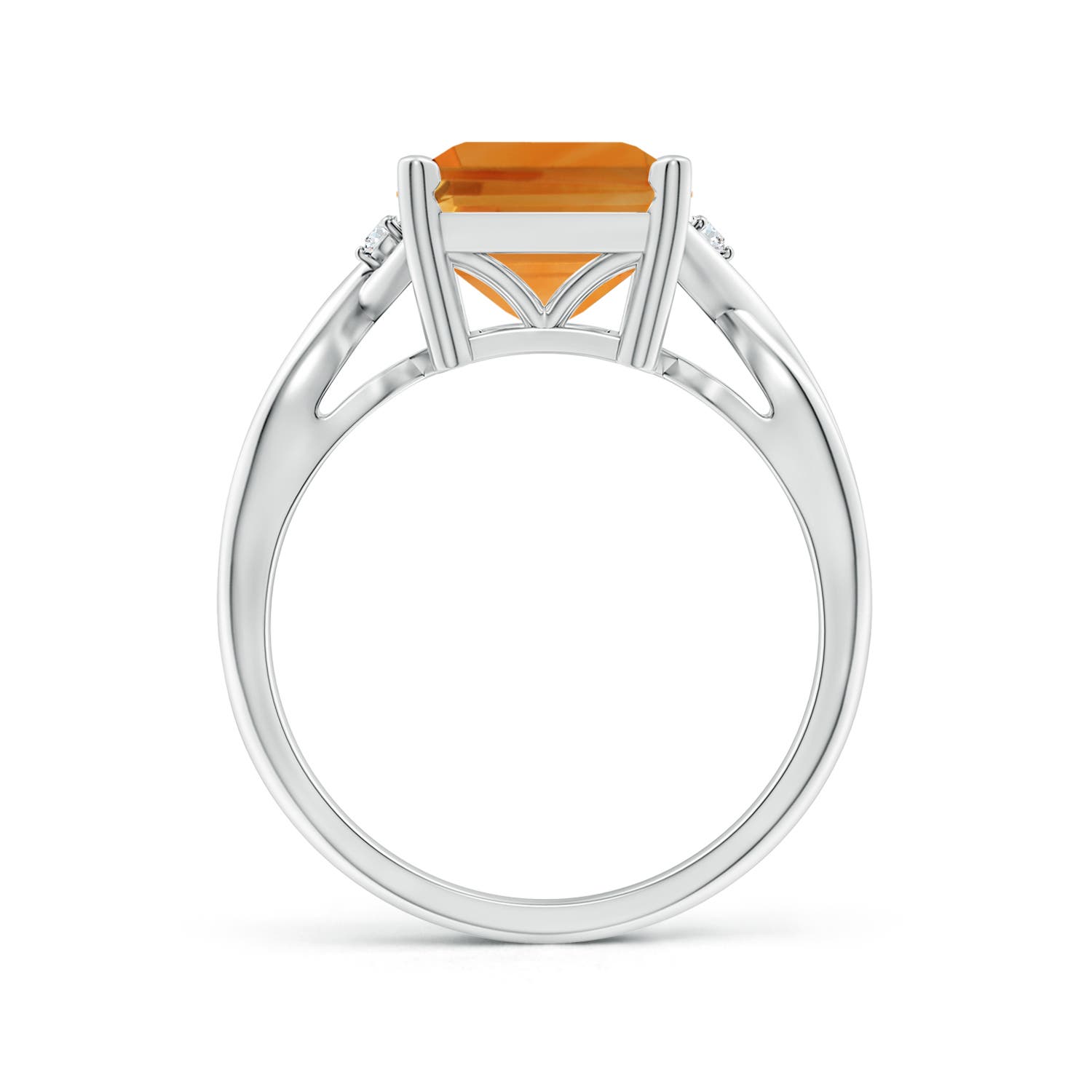 AA - Citrine / 4.23 CT / 14 KT White Gold