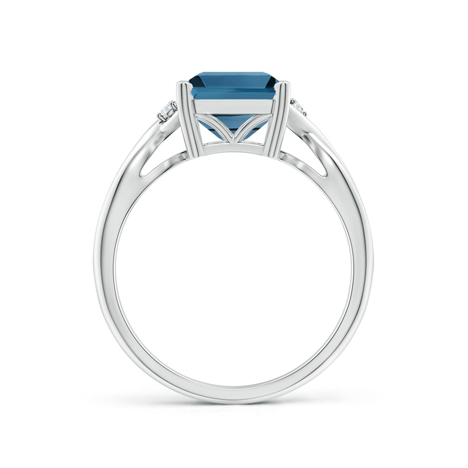 AA - London Blue Topaz / 4.03 CT / 14 KT White Gold