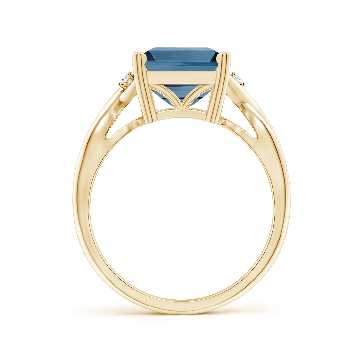 A - London Blue Topaz / 5.63 CT / 14 KT Yellow Gold